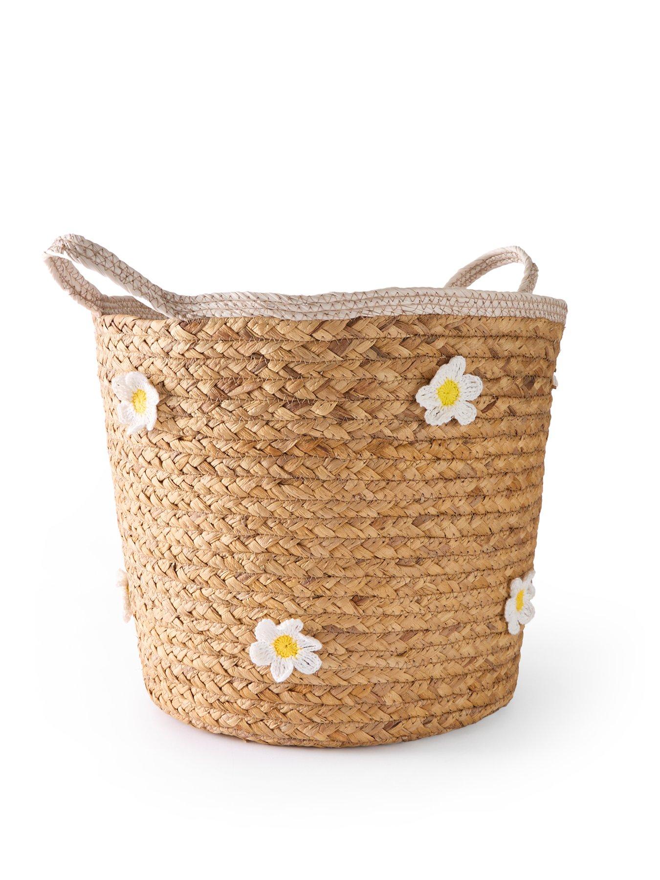 the-very-collection-daisy-embroidered-basketback