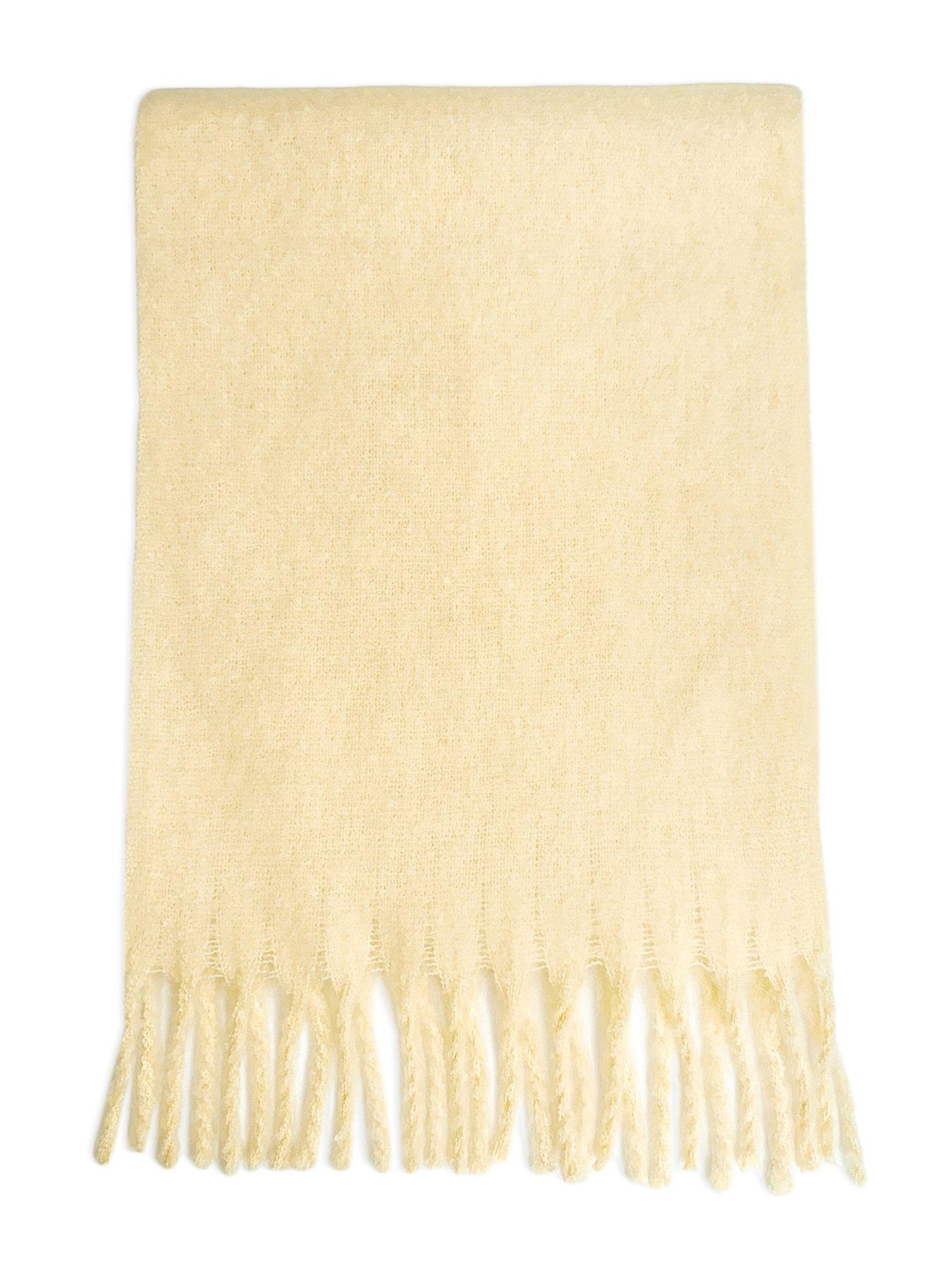 albaray-fluffy-scarf-butter-yellowback