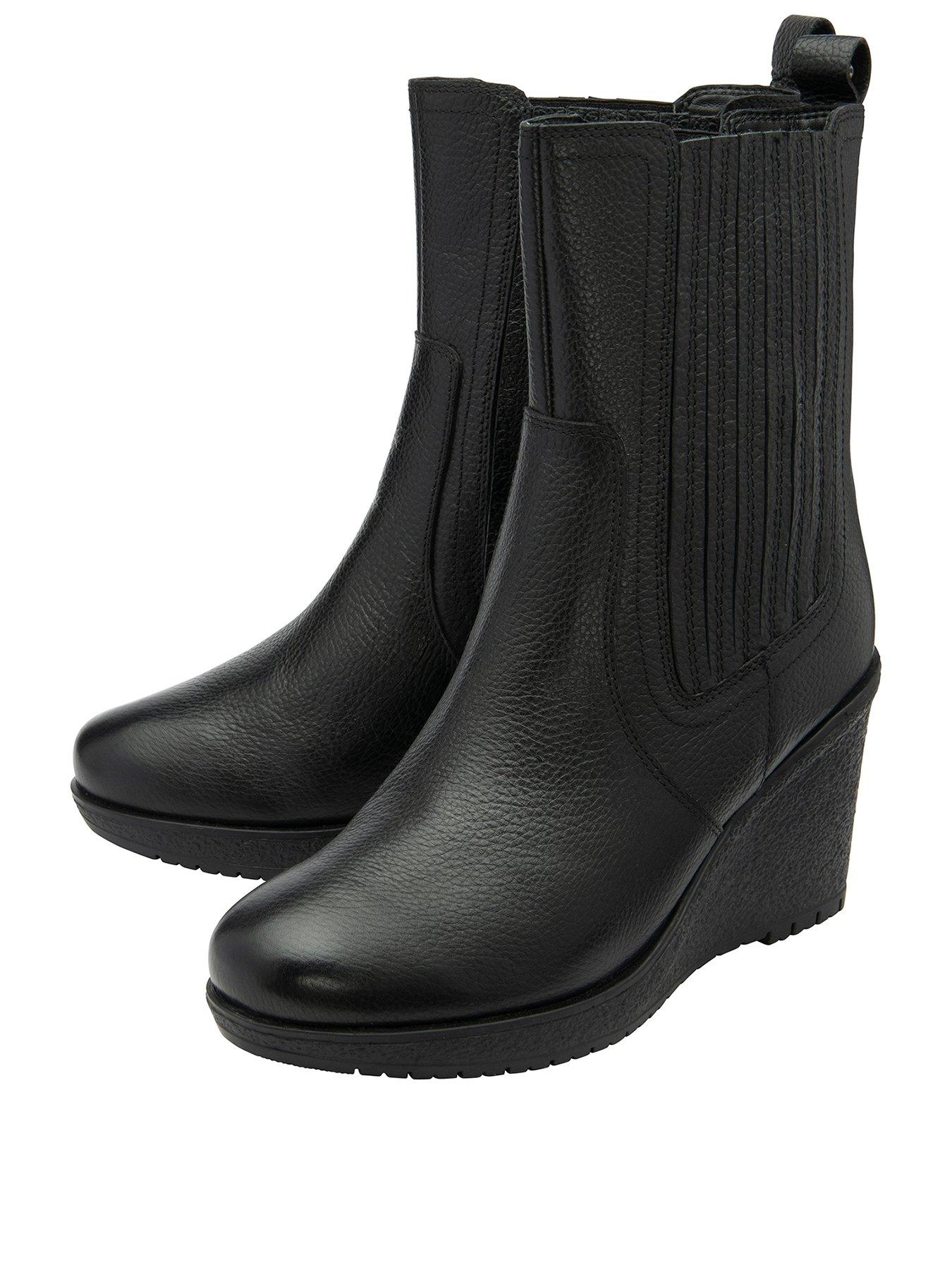 Image 2 of 4 of Ravel Calvay Ankle Boots - Black
