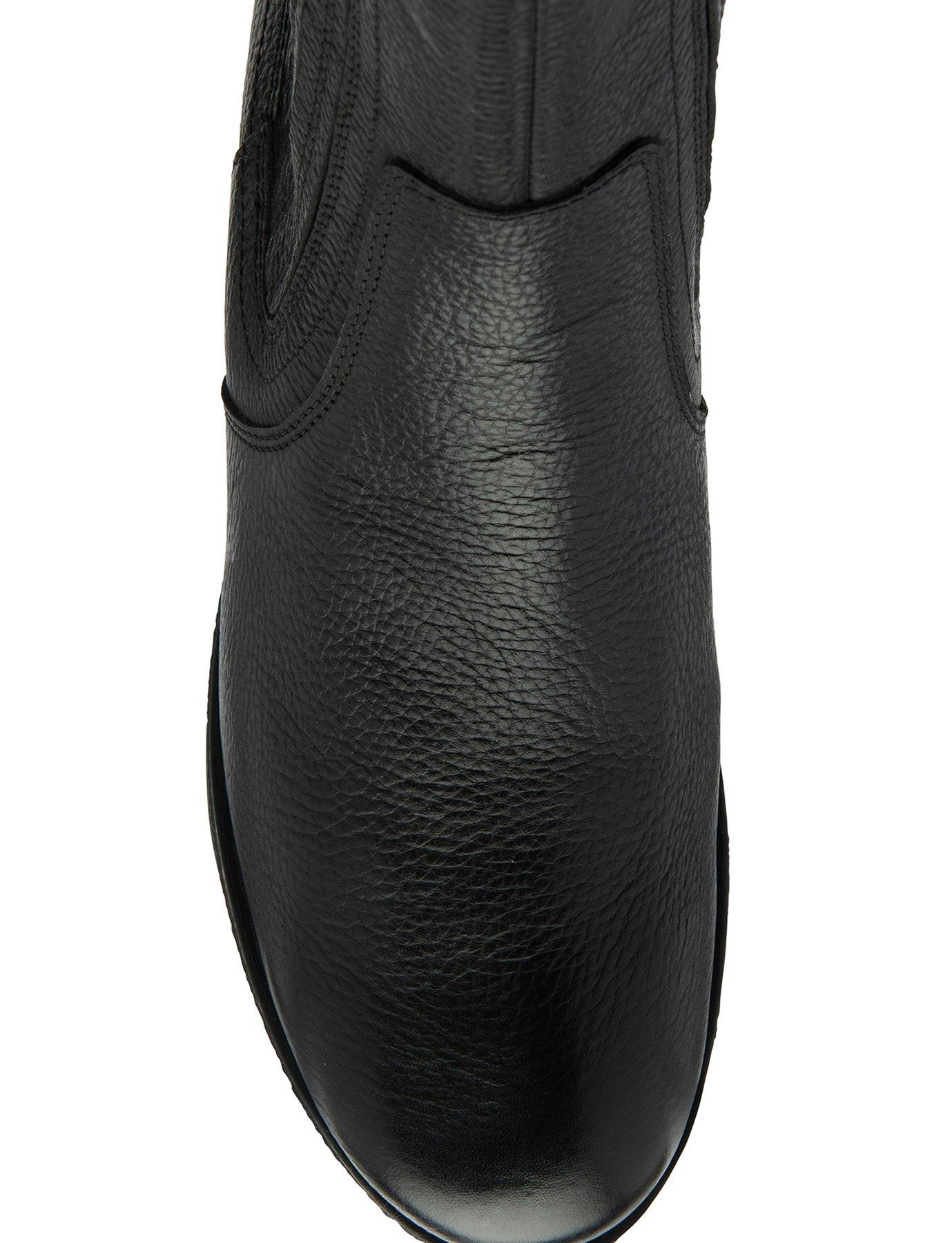 Image 4 of 4 of Ravel Calvay Ankle Boots - Black