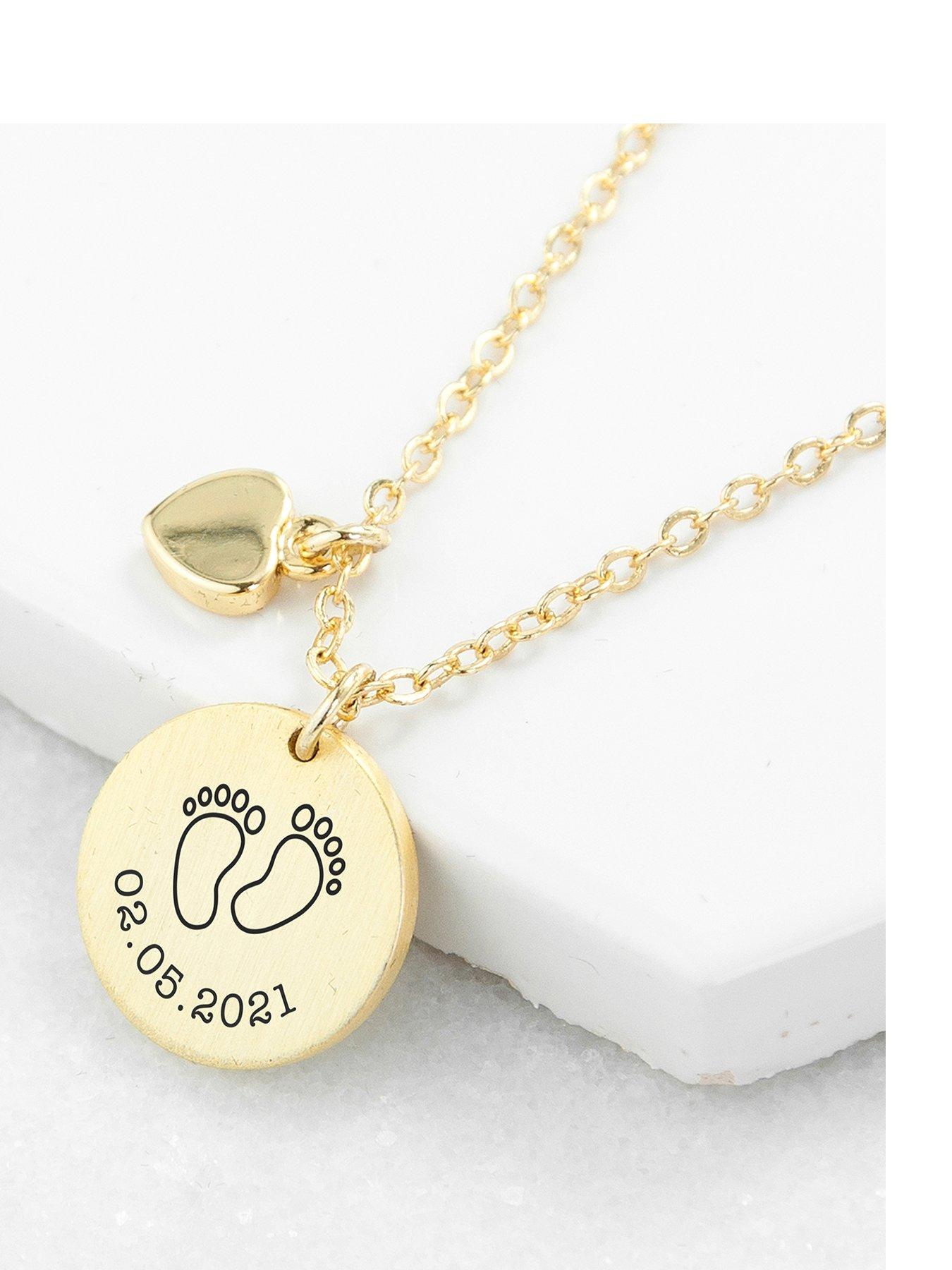 Treat Republic Personalised Baby Feet Matte Heart and Disc Necklace in Gold