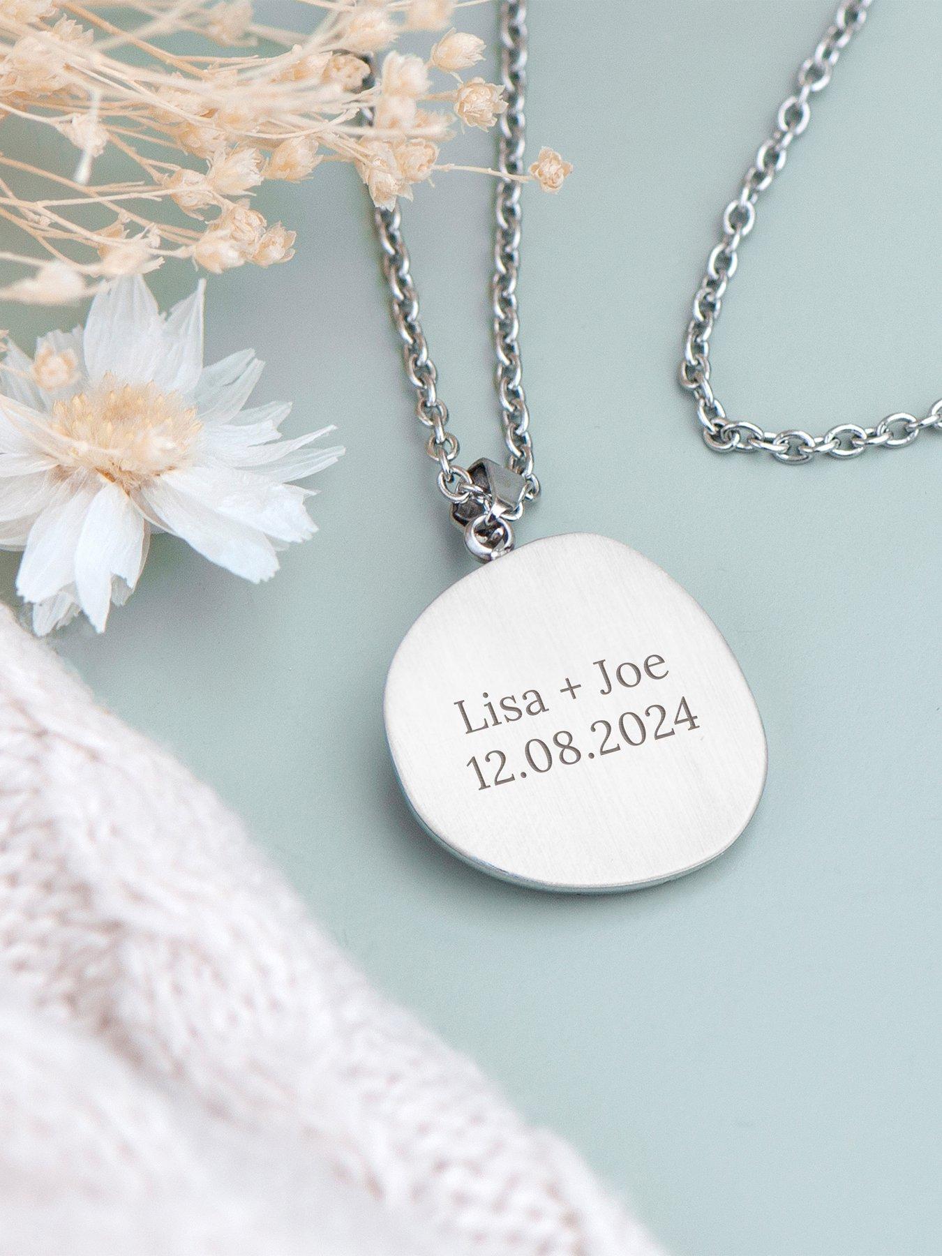 Image 2 of 5 of Treat Republic Personalised Compass Amulet Necklace in Silver