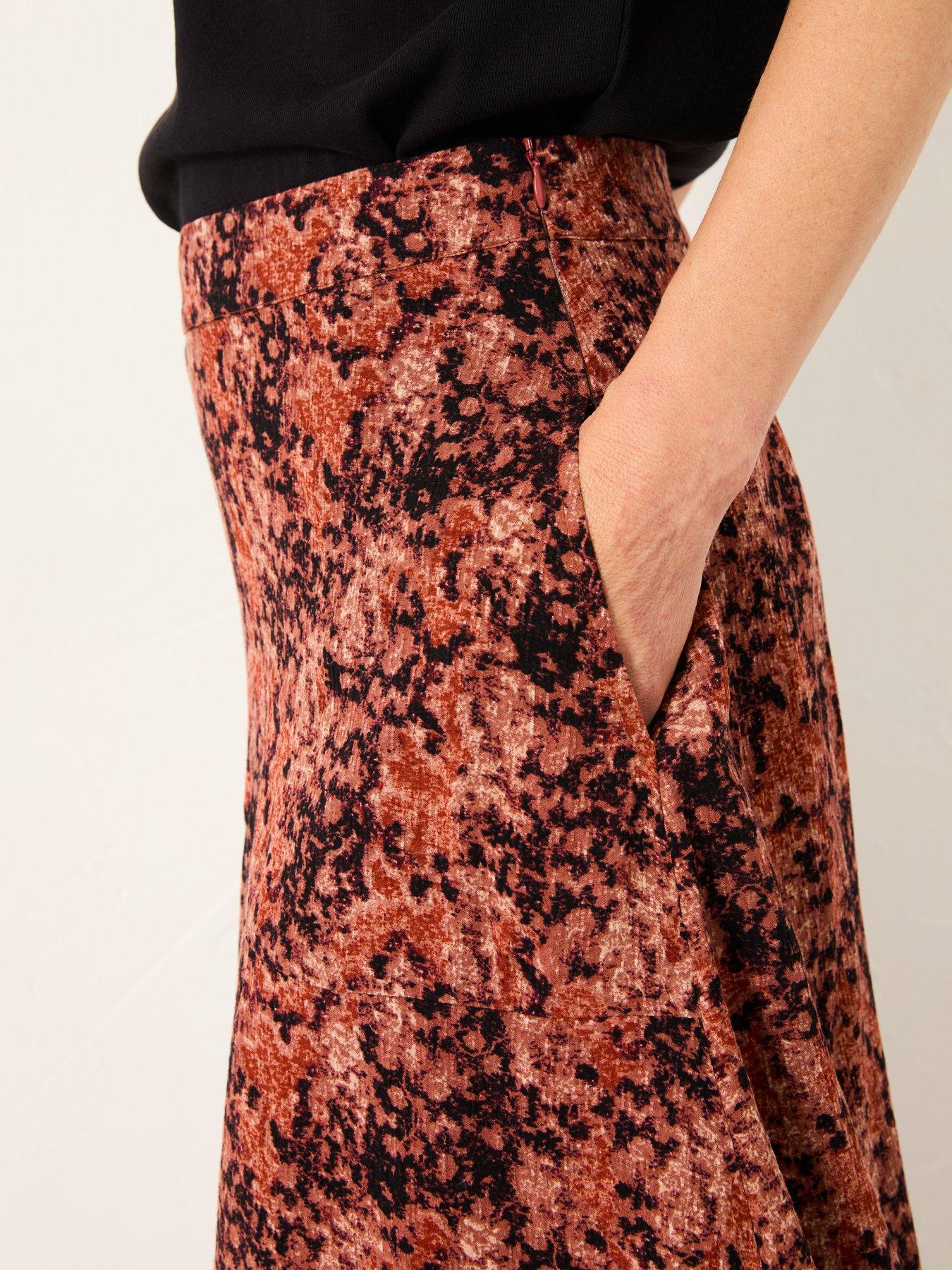 fatface-skye-vintage-print-midi-skirt-purpledetail