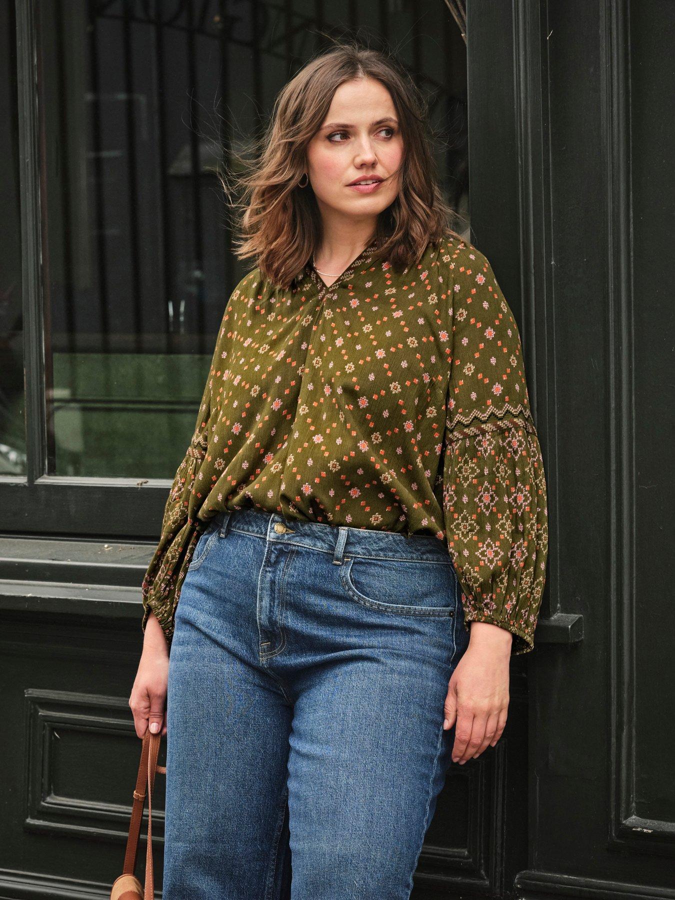 fatface-charlie-stitch-tunic-greendetail