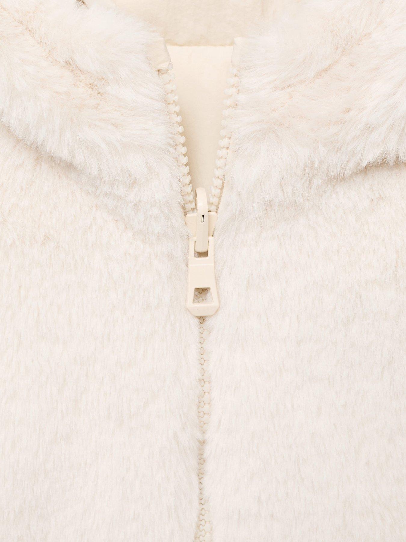 mango-younger-girls-faux-fur-reversible-coat-light-creamdetail