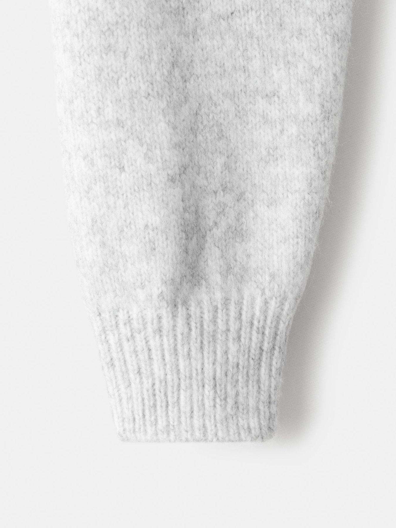 mango-girls-sequin-diamond-knitted-jumper-greyoutfit