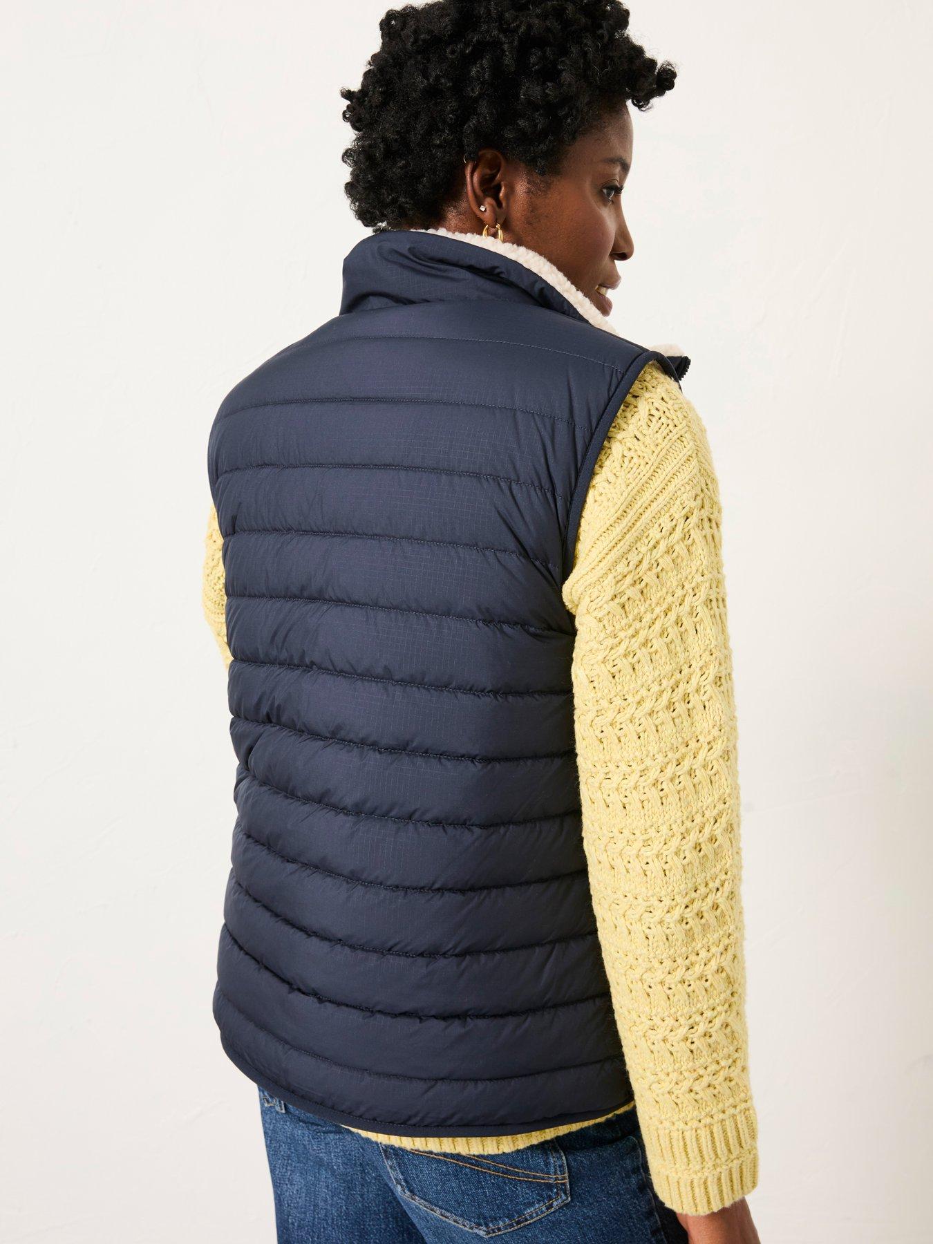 fatface-luna-reversible-gilet-navystillFront