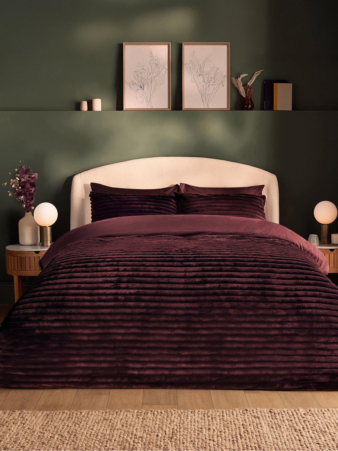Silentnight Ribbed Faux Fur Duvet Cover Set