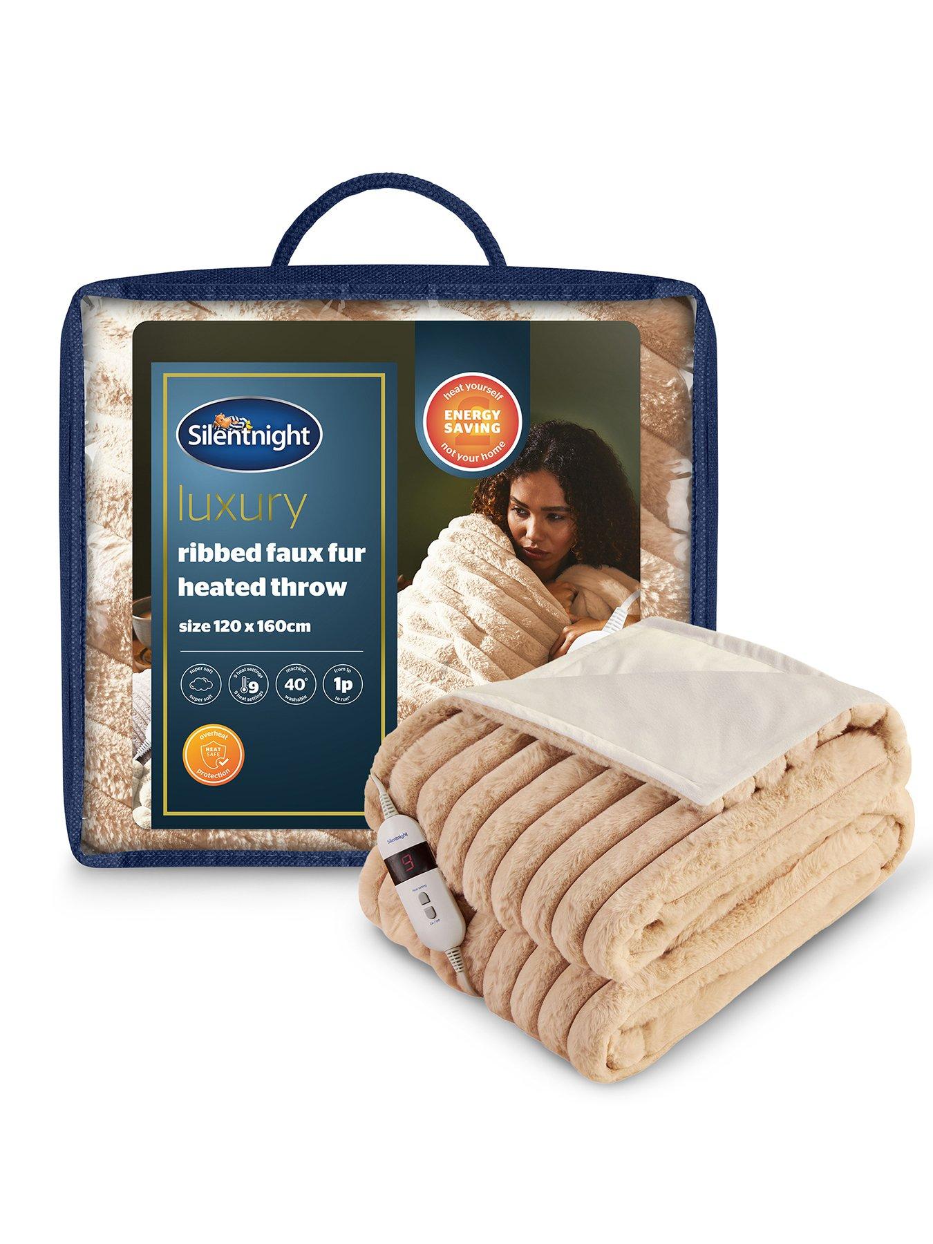 Silentnight Silentnight Faux Fur Ribbed Heated Throw - Natural