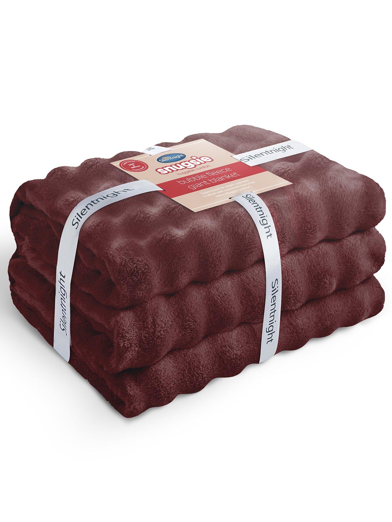 silentnight-silentnight-bubble-fleece-giant-blanket-berry