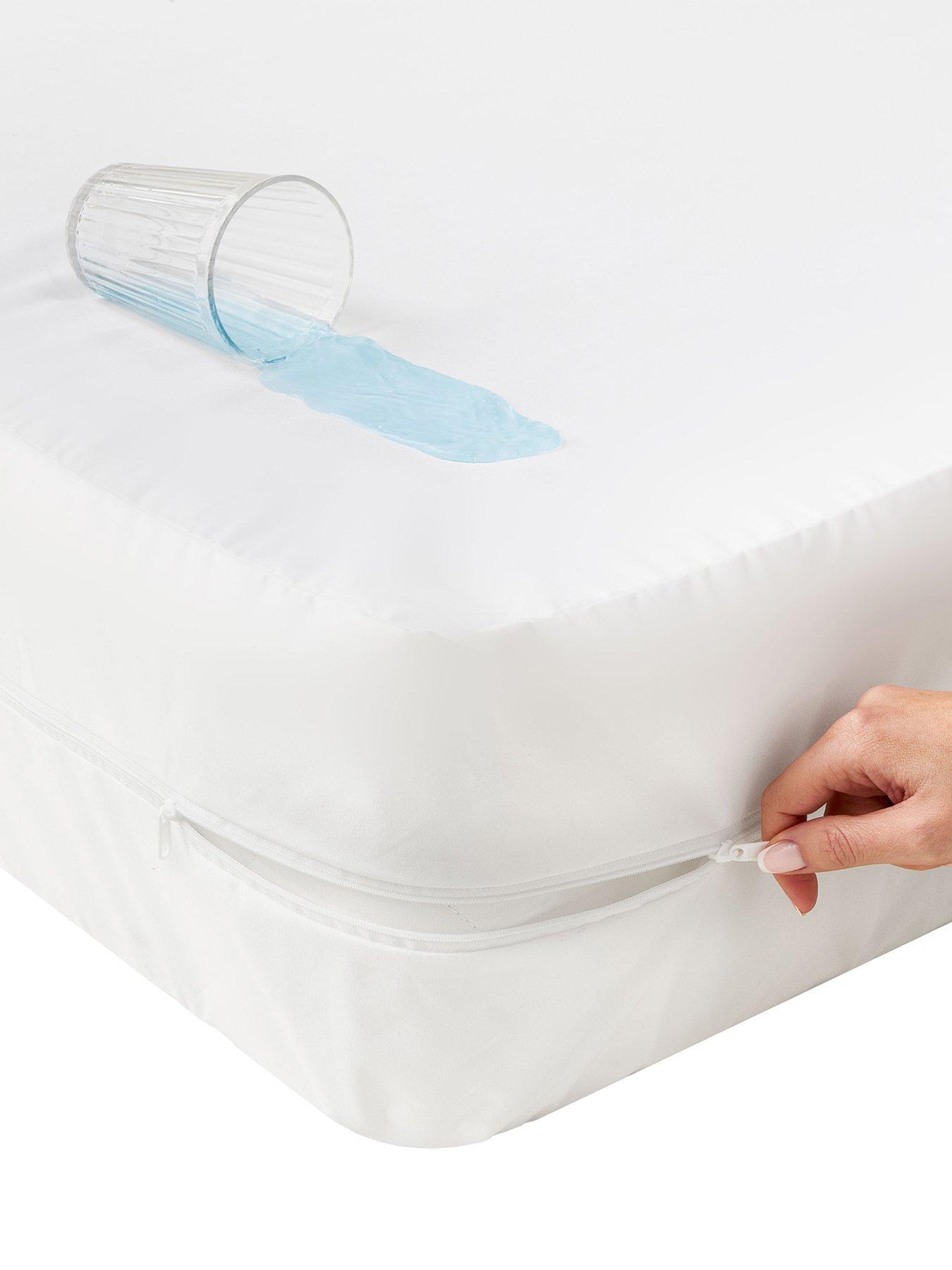 Image 1 of 7 of Silentnight Complete Encasement 360 Mattress Protector