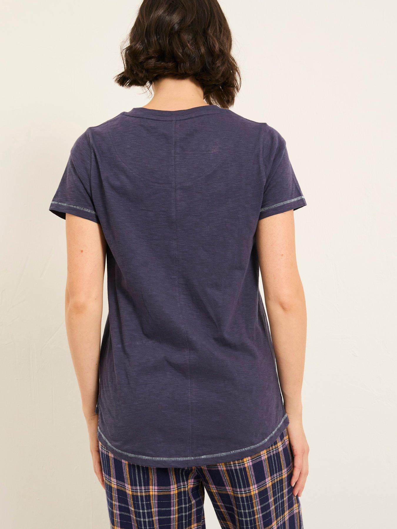 Image 2 of 5 of FatFace Apres Ski Graphic T-Shirt - Navy