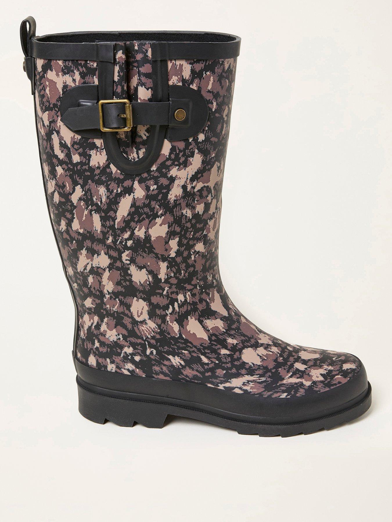 fatface-tall-animal-print-boot-black