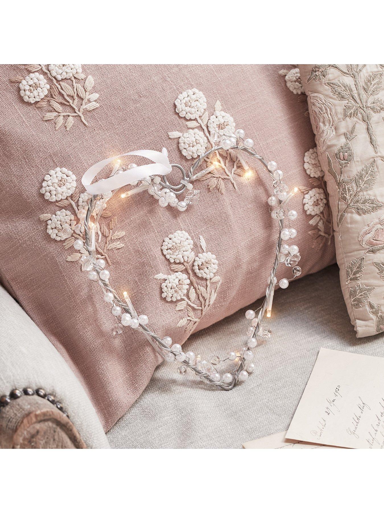 lights4fun-heart-battery-fairy-light-wreathback