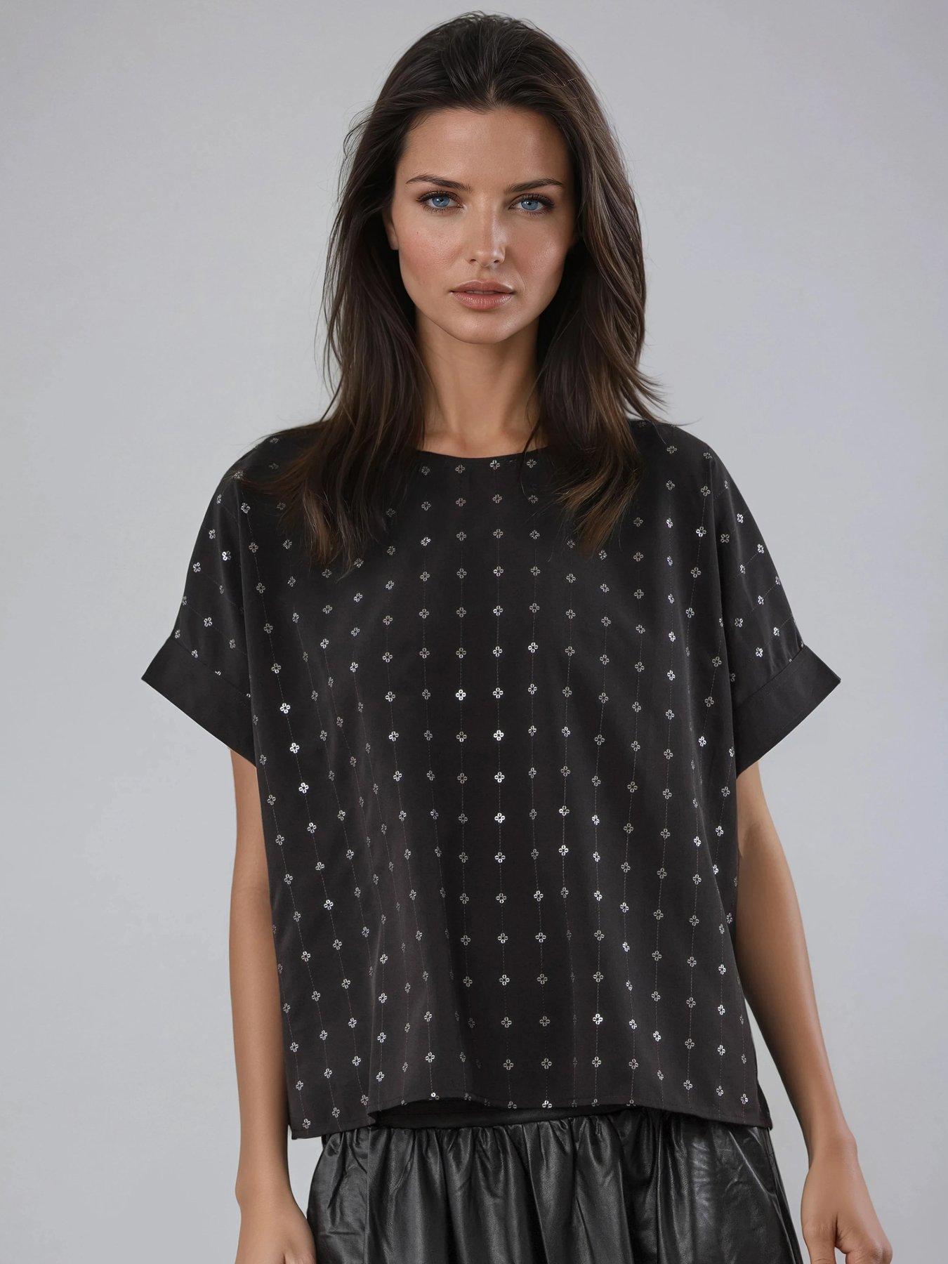 religion-mila-short-sleeved-sequin-flower-top-blackfront