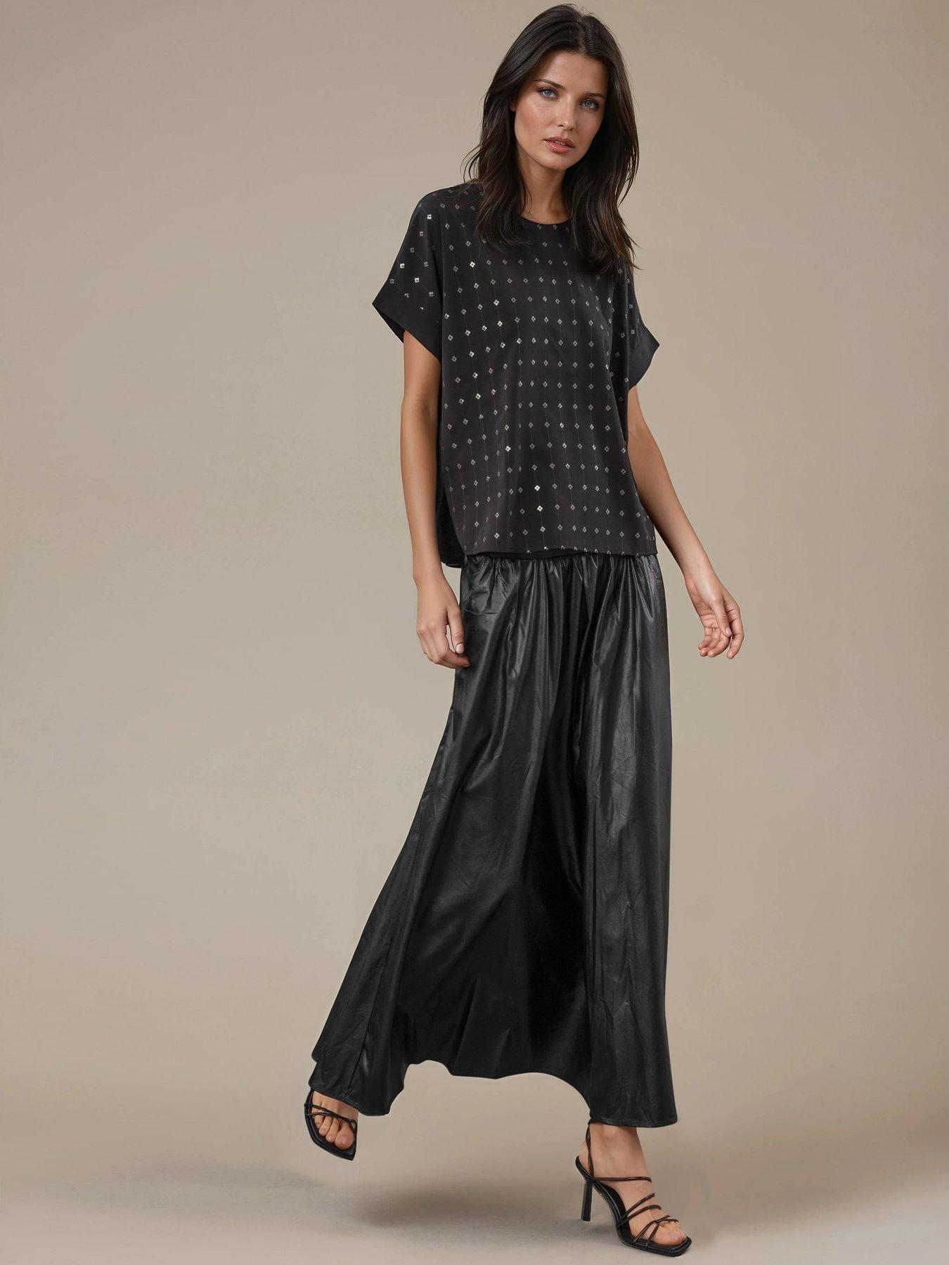 religion-mila-short-sleeved-sequin-flower-top-blackback