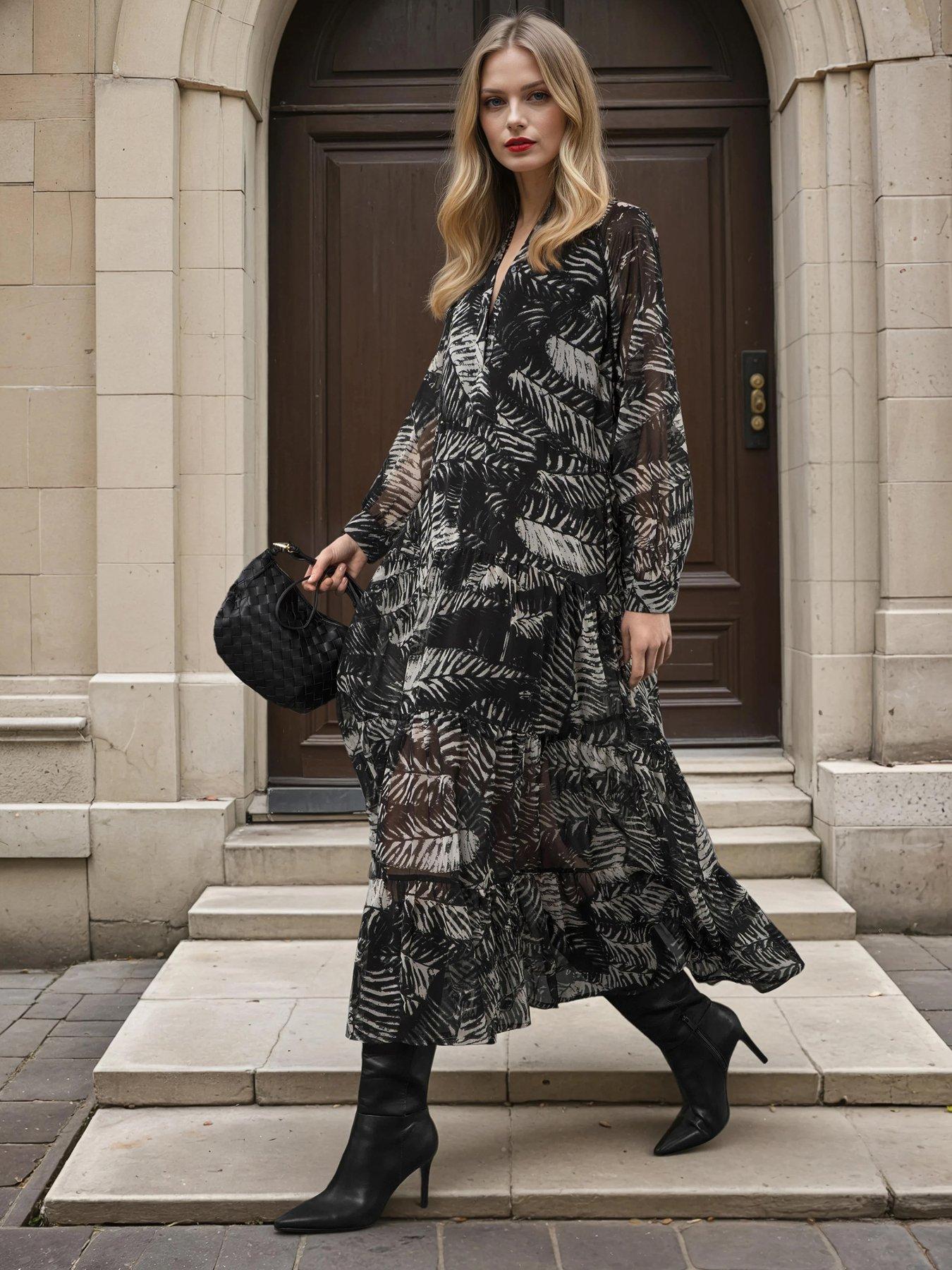 Religion Loose Zoe Monochrome Floral Maxi Dress - Black