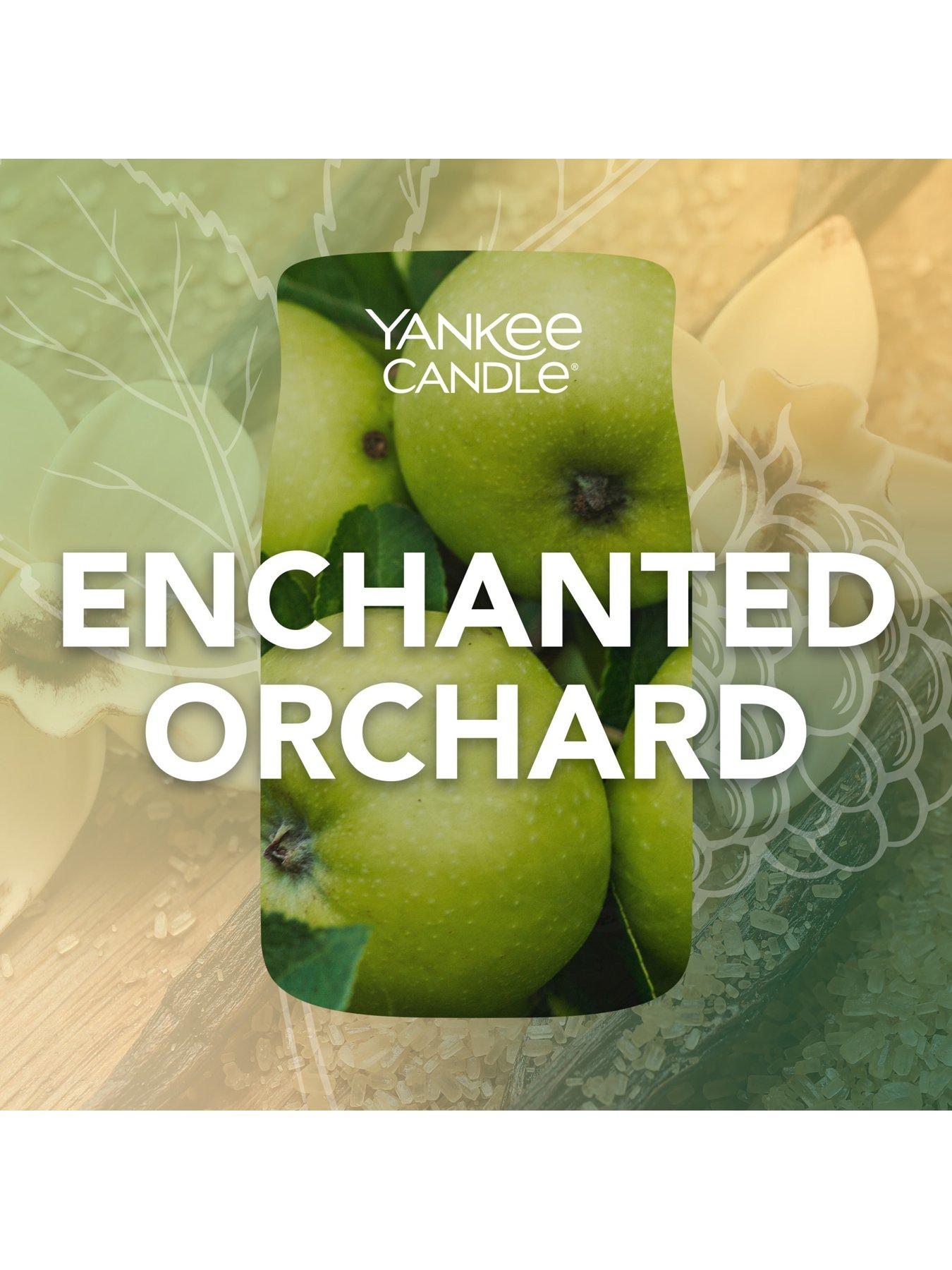 yankee-candle-signature-medium-jar-enchanted-orchardoutfit