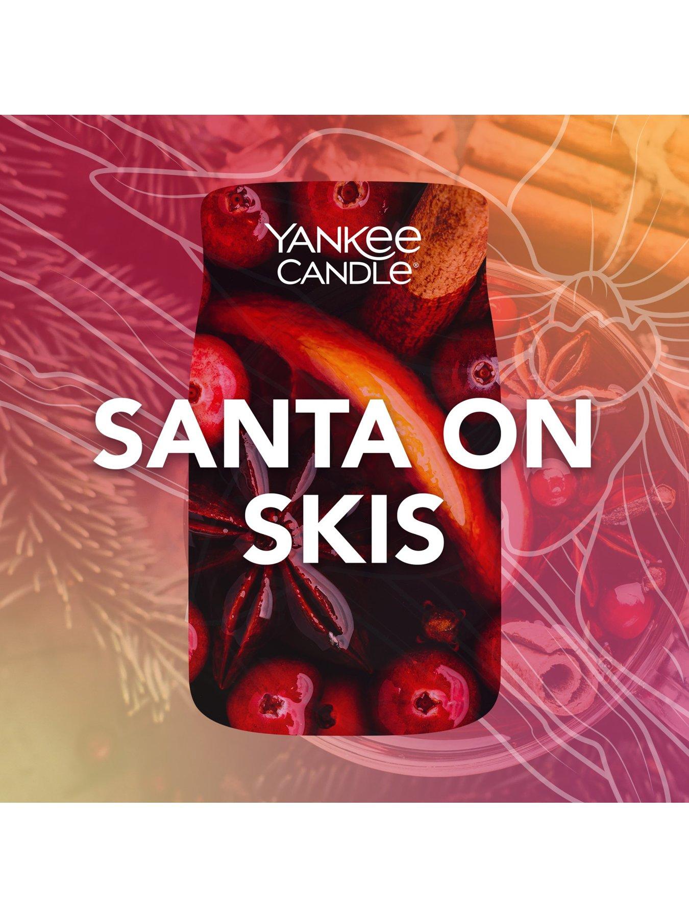 yankee-candle-signature-medium-jar-santa-on-skisback