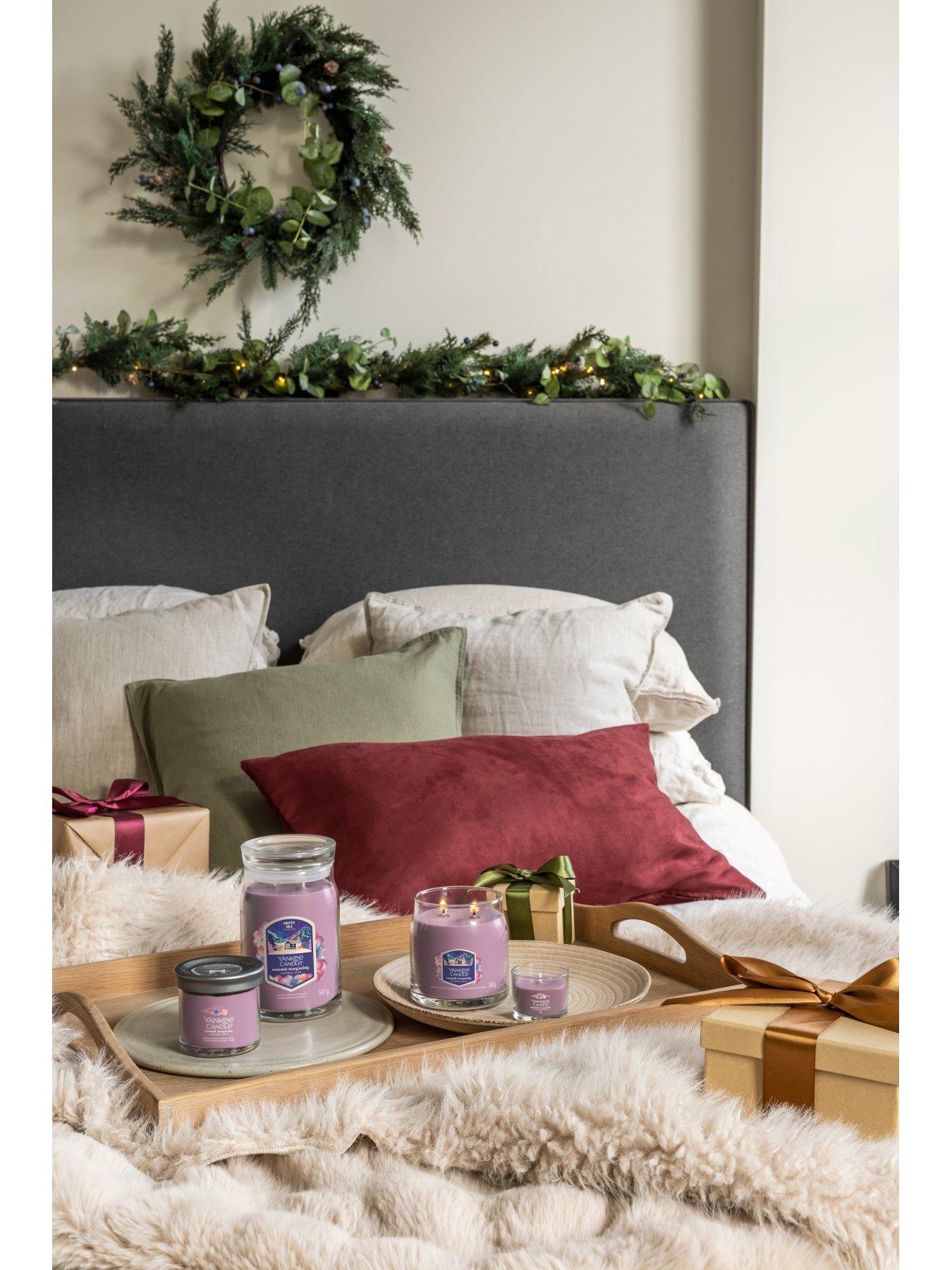 Image 3 of 7 of Yankee Candle Signature Medium Jar Summit Stargazing