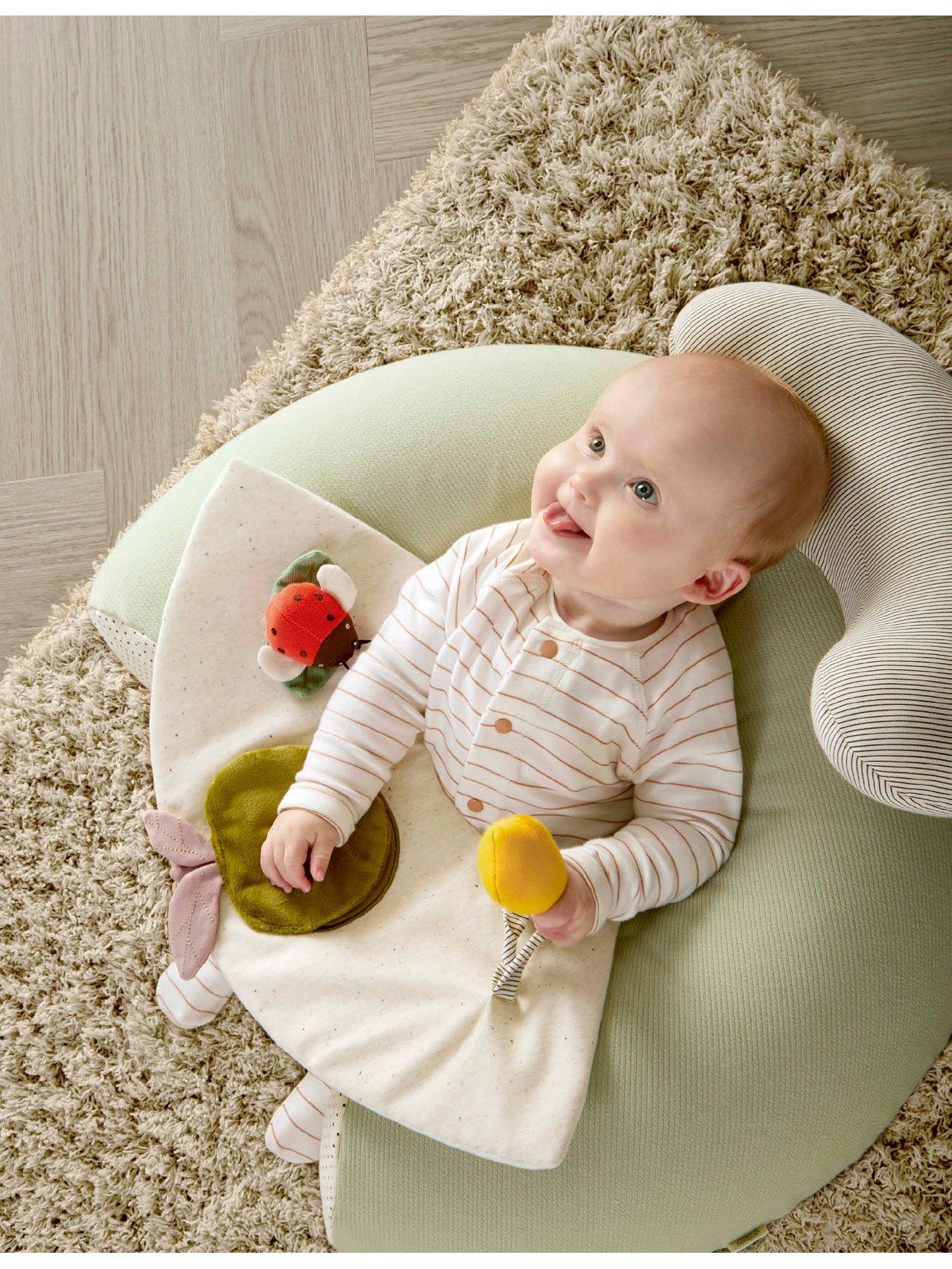 mamas-papas-sit-amp-play-baby-floor-seatoutfit