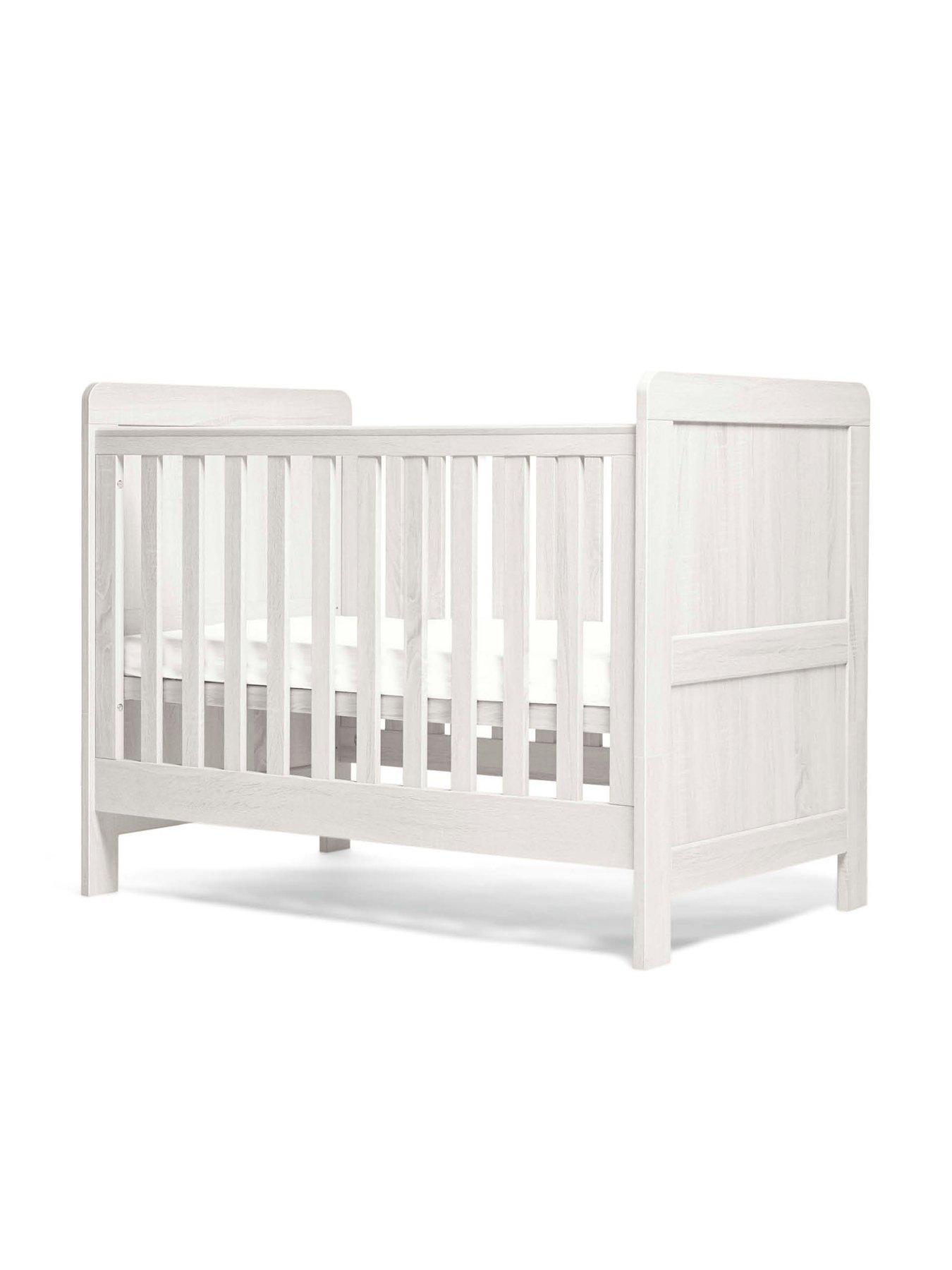 mamas-papas-atlas-convertible-cot-set-convertible-cot-amp-dresser-whitedetail