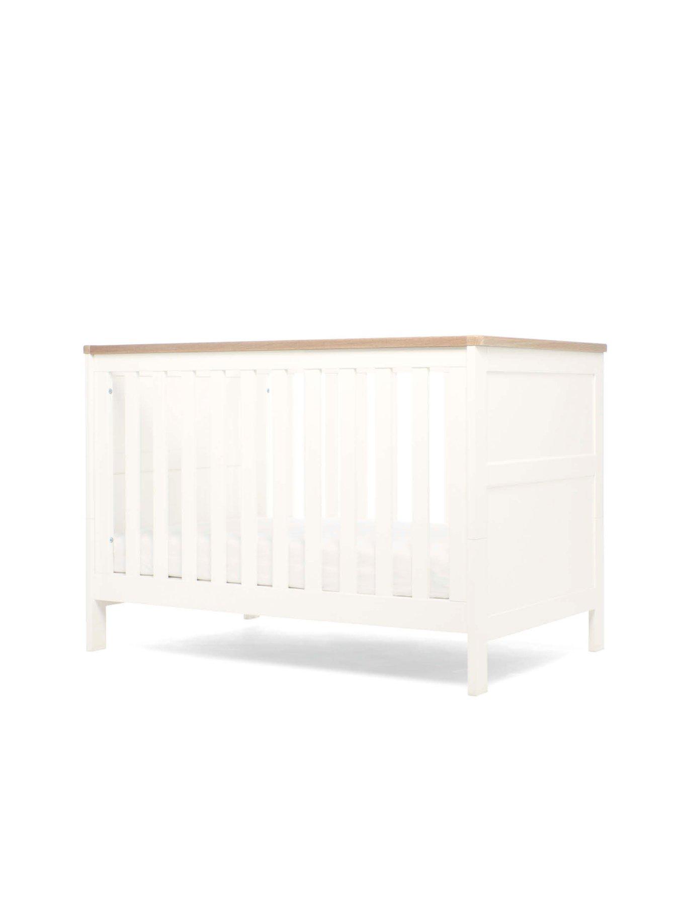 Image 5 of 6 of Mamas & Papas Wedmore Small Cotbed Set (Small Cotbed &amp; Dresser) White