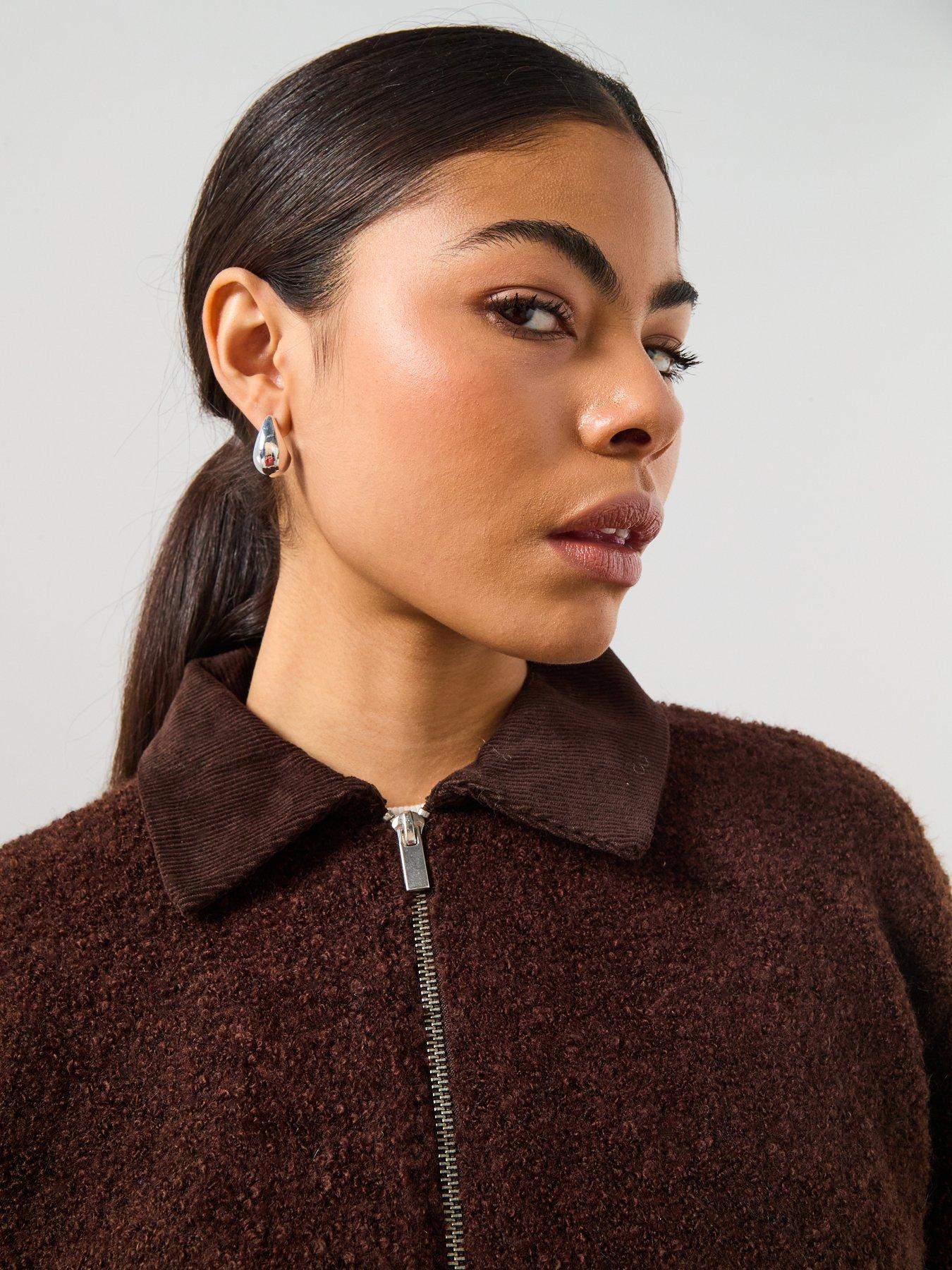 mango-zip-up-boucle-collared-cardigan-brownoutfit