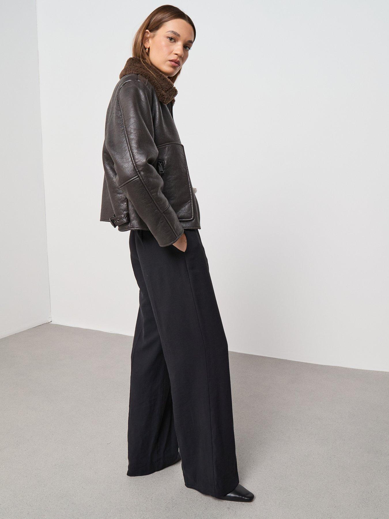 mango-leather-effect-jacket-with-shearling-collardetail