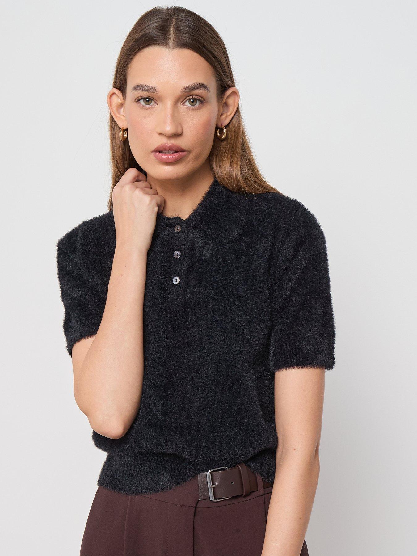 mango-fluffy-knitnbspshort-sleeve-collarednbspjumperoutfit