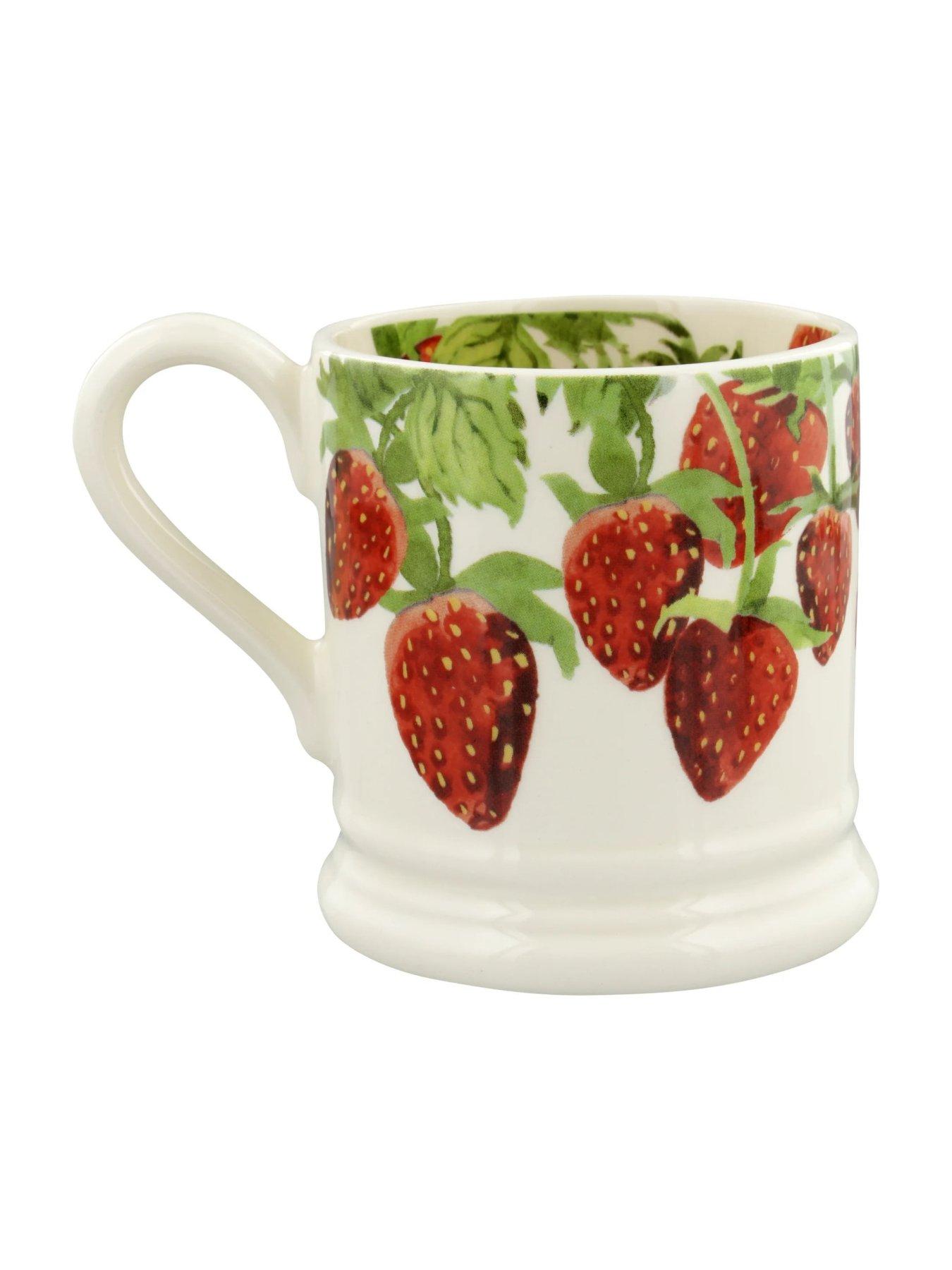 emma-bridgewater-strawberries-single-12-pint-mugdetail