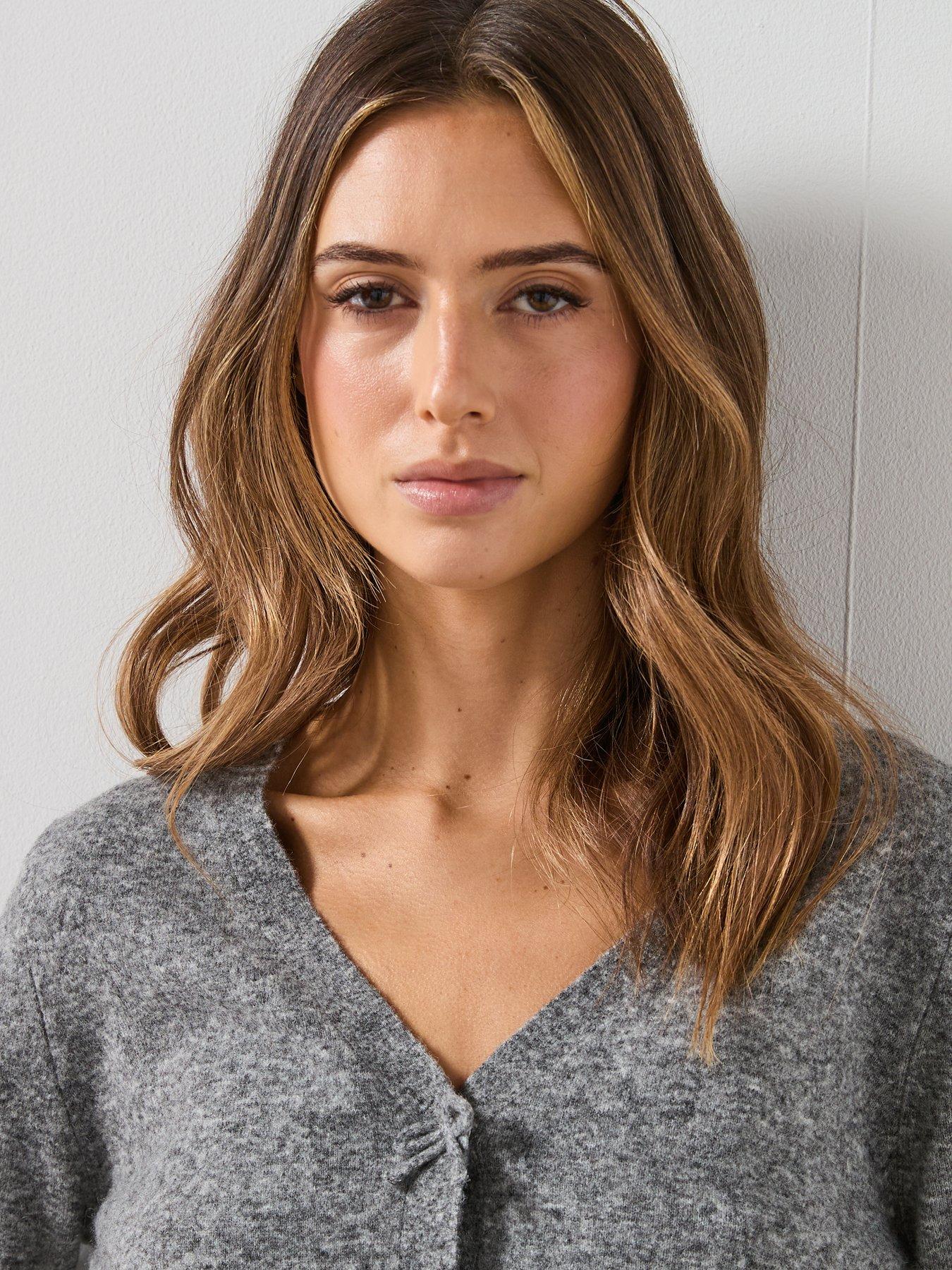 mango-v-neck-wool-blend-cardigan-greyoutfit