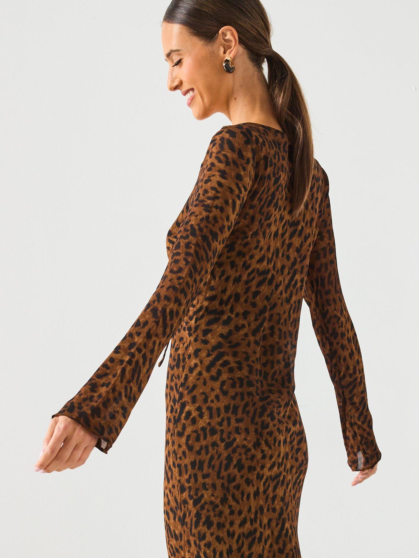 Image 4 of 6 of Mango Long Sleeved Leopard Print Dress - Black