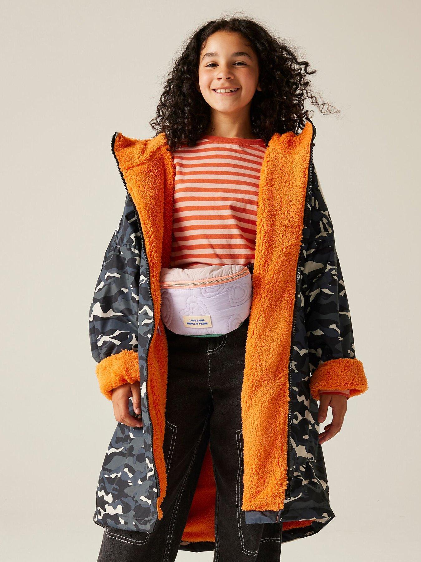 Image 3 of 7 of Regatta Junior Waterproof Changing Robe - Black