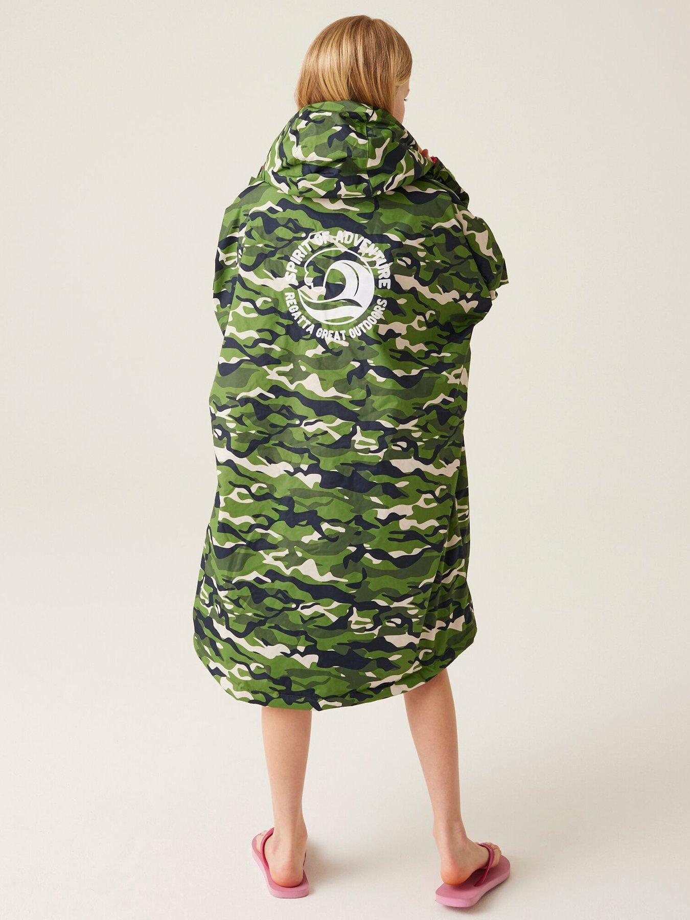 Image 2 of 7 of Regatta Junior Waterproof Changing Robe - Green