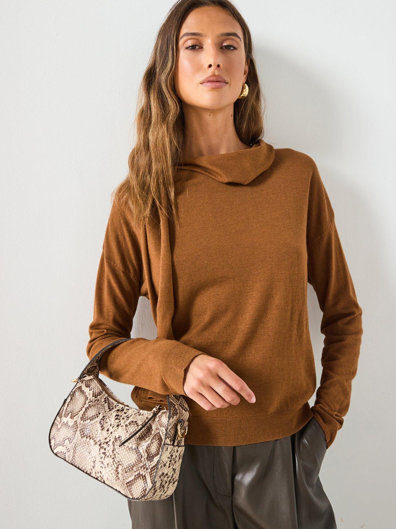 mango-fine-knit-sweater-with-scarf-beige