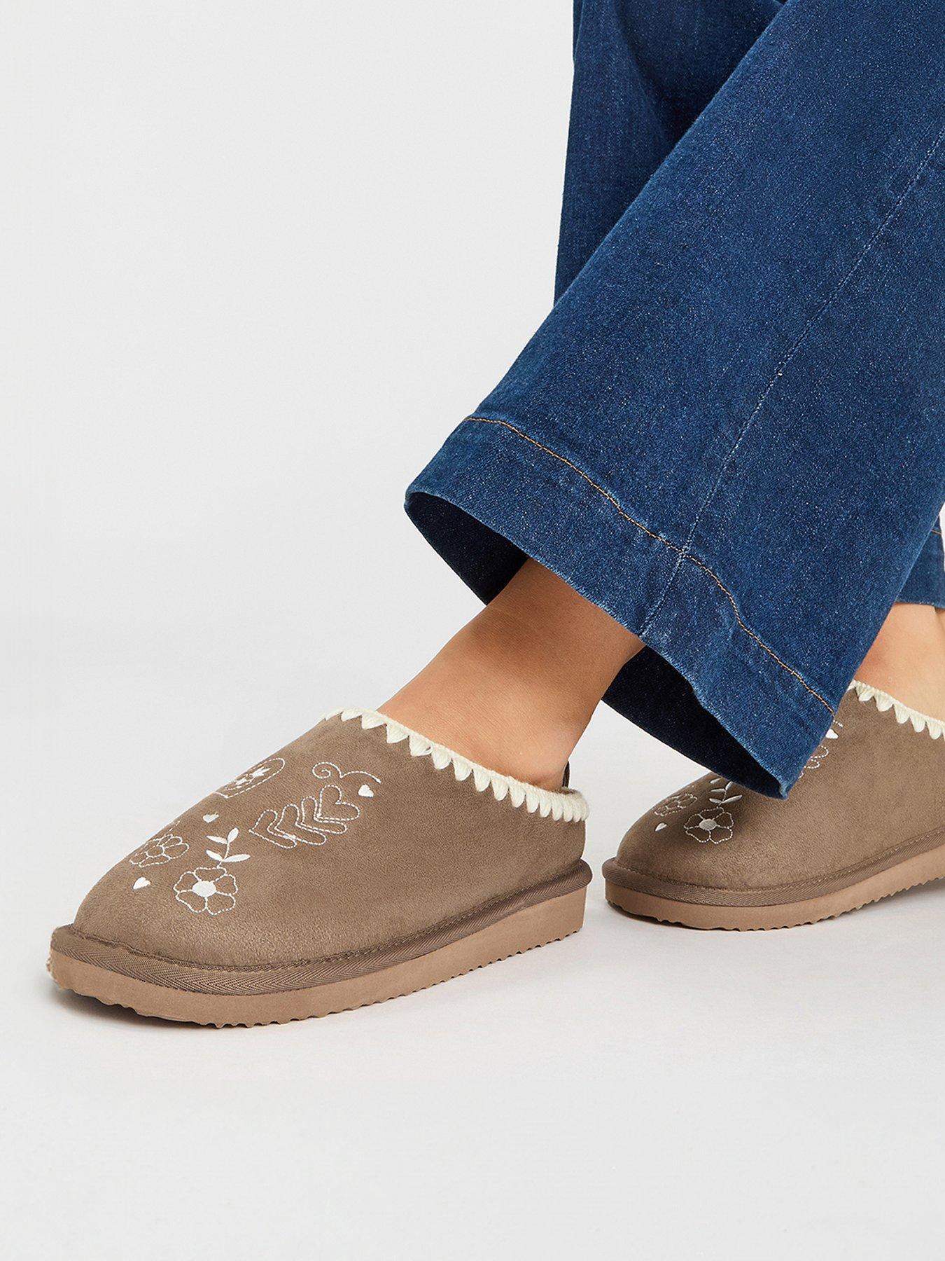 accessorize-heart-embroidered-mule-slippers-browndetail