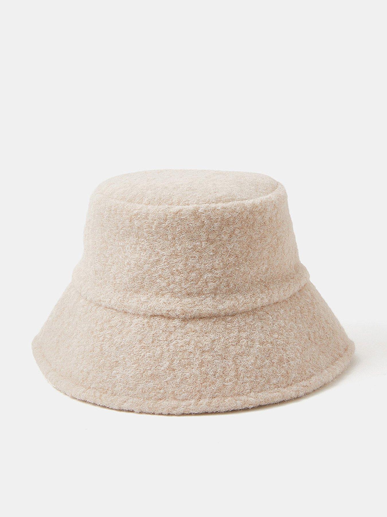 accessorize-borg-bucket-hat-cream