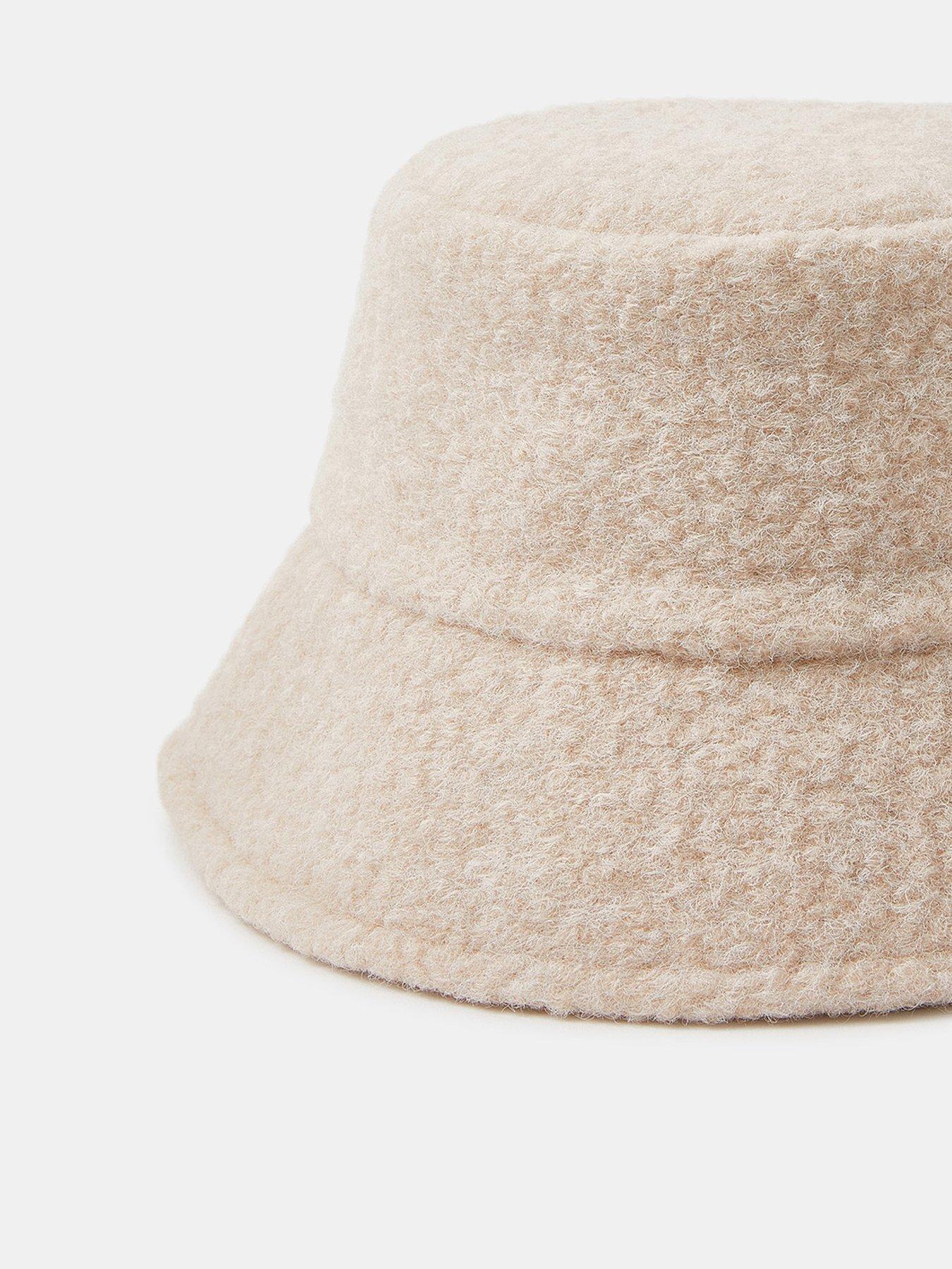 accessorize-borg-bucket-hat-creamback