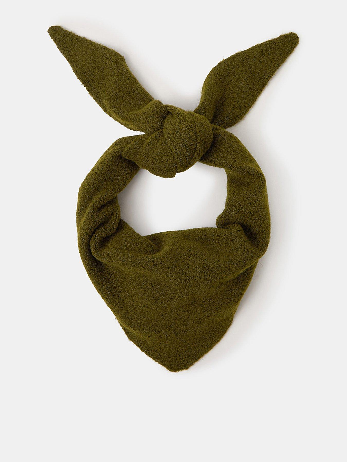 accessorize-knitted-neckerchief-olive-greenfront