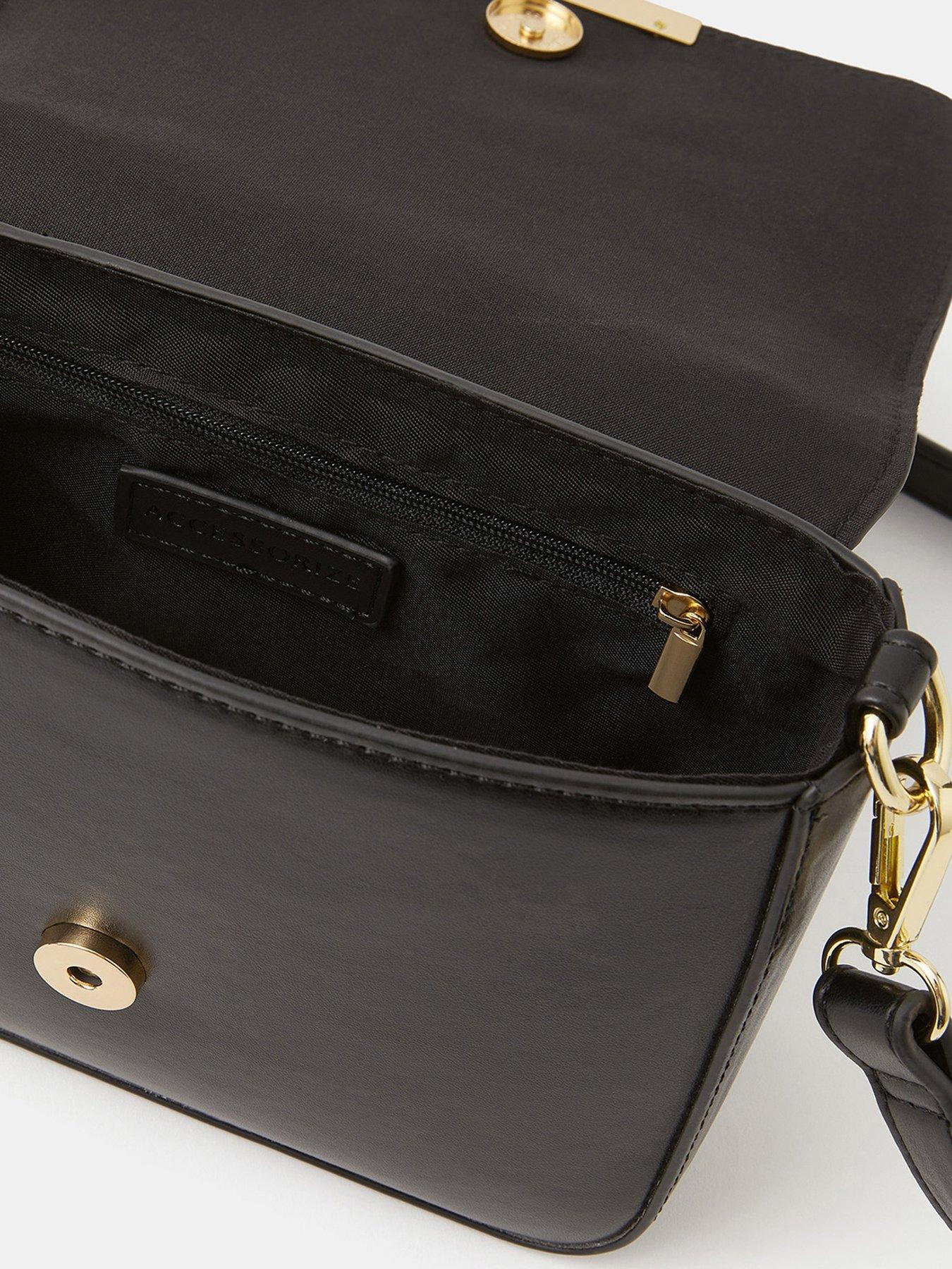 accessorize-3d-flower-crossbody-bag-blackdetail