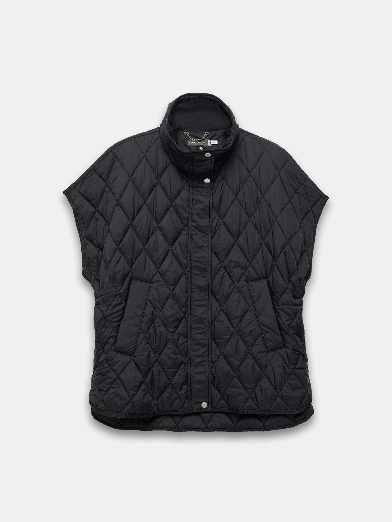mint-velvet-quilted-oversized-gilet-blackdetail