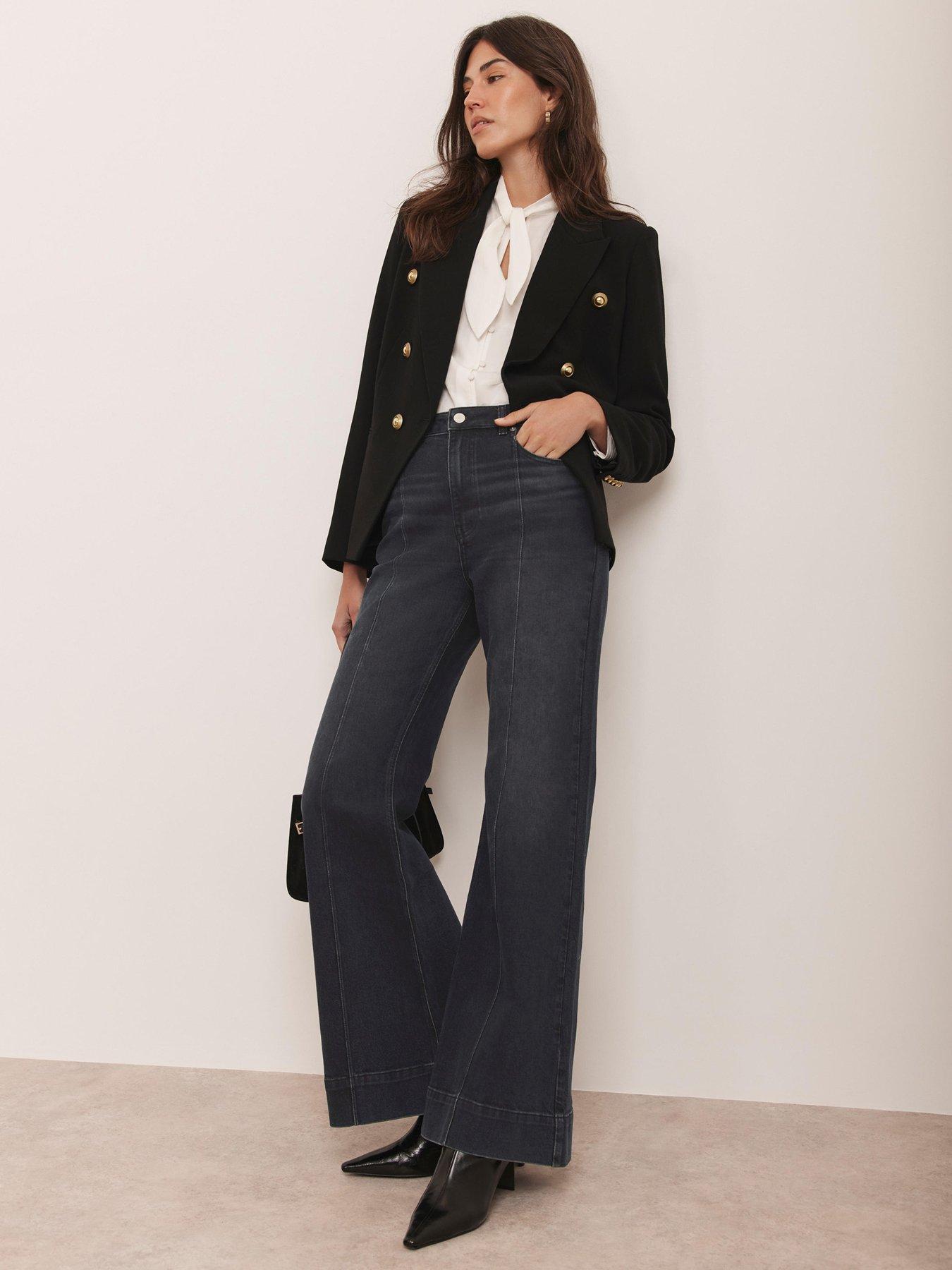 mint-velvet-tailored-flared-jeans-blackfront