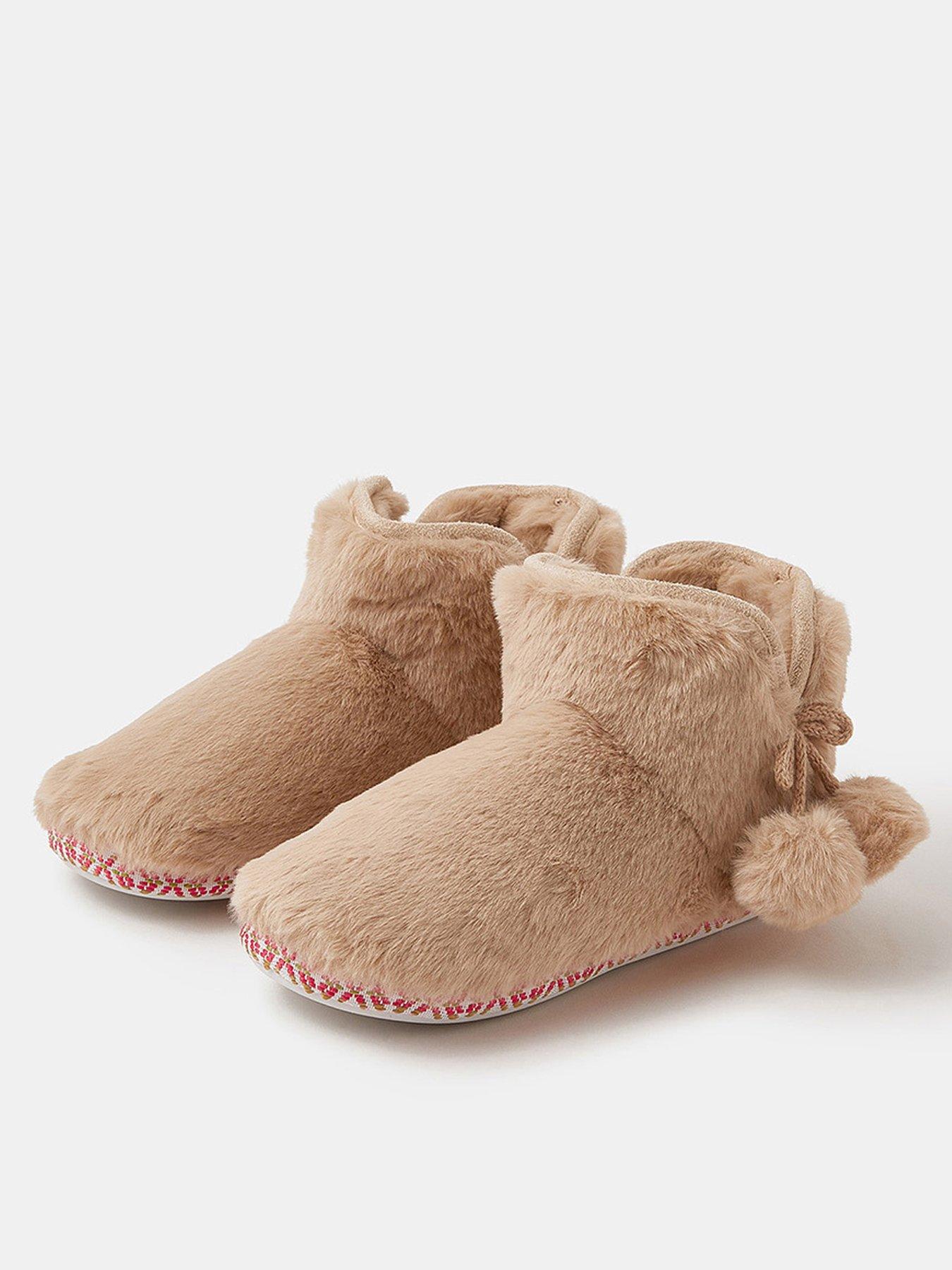 accessorize-fluffy-braided-slipper-boots-creamstillFront