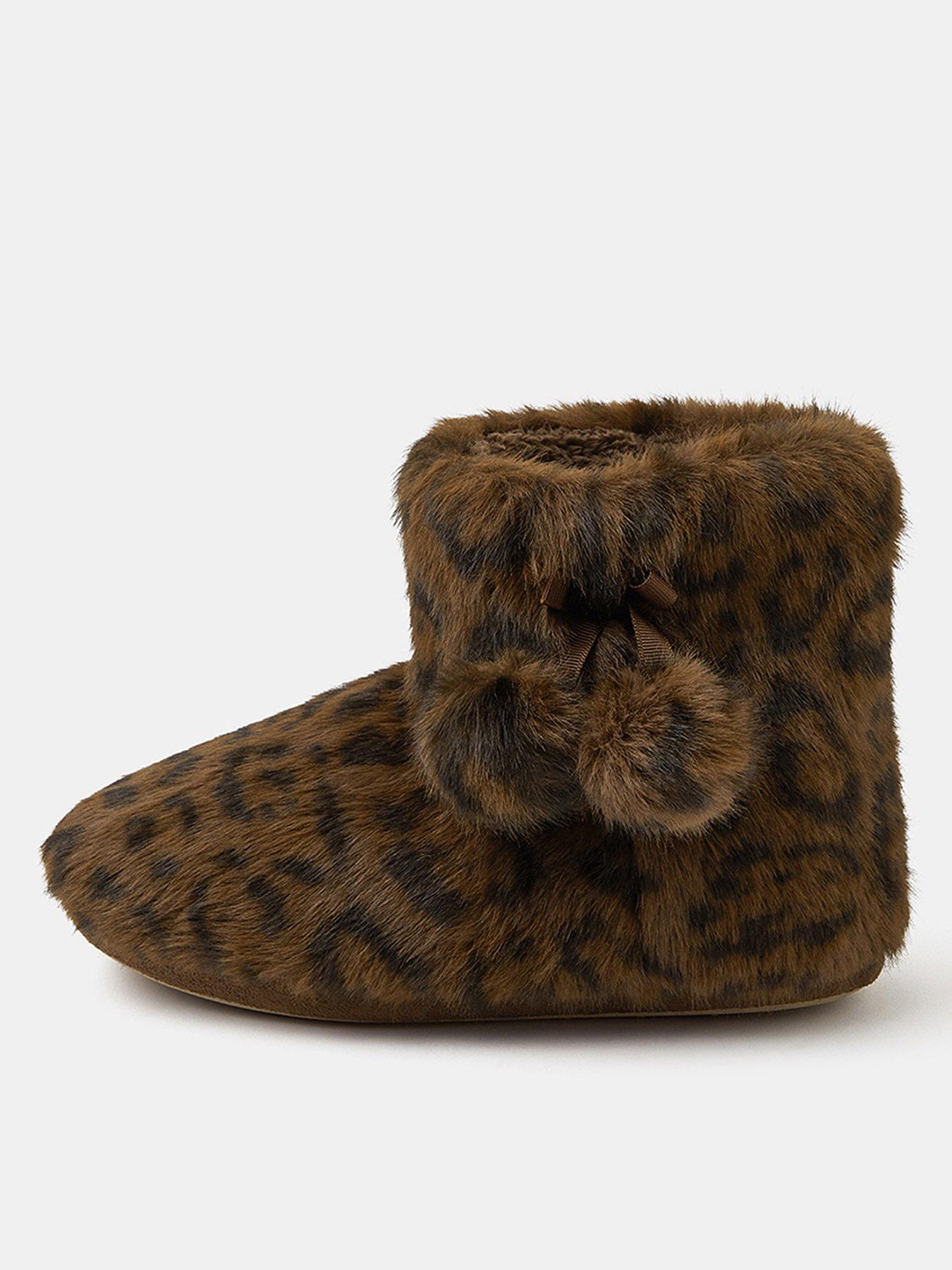 Image 3 of 4 of Accessorize Fluffy Leopard Slipper Boots - Brown