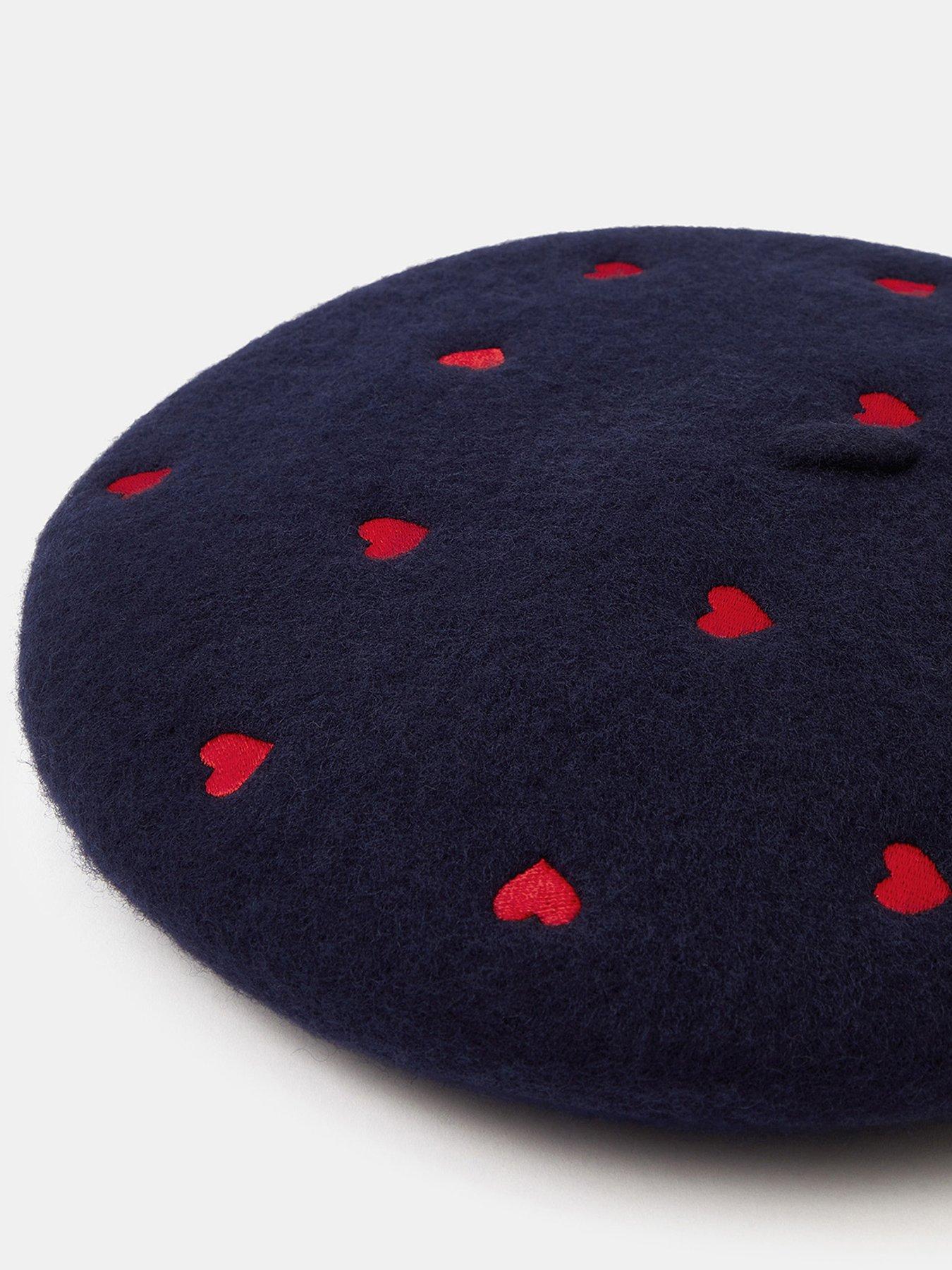 accessorize-heart-embroidered-wool-beret-blueoutfit