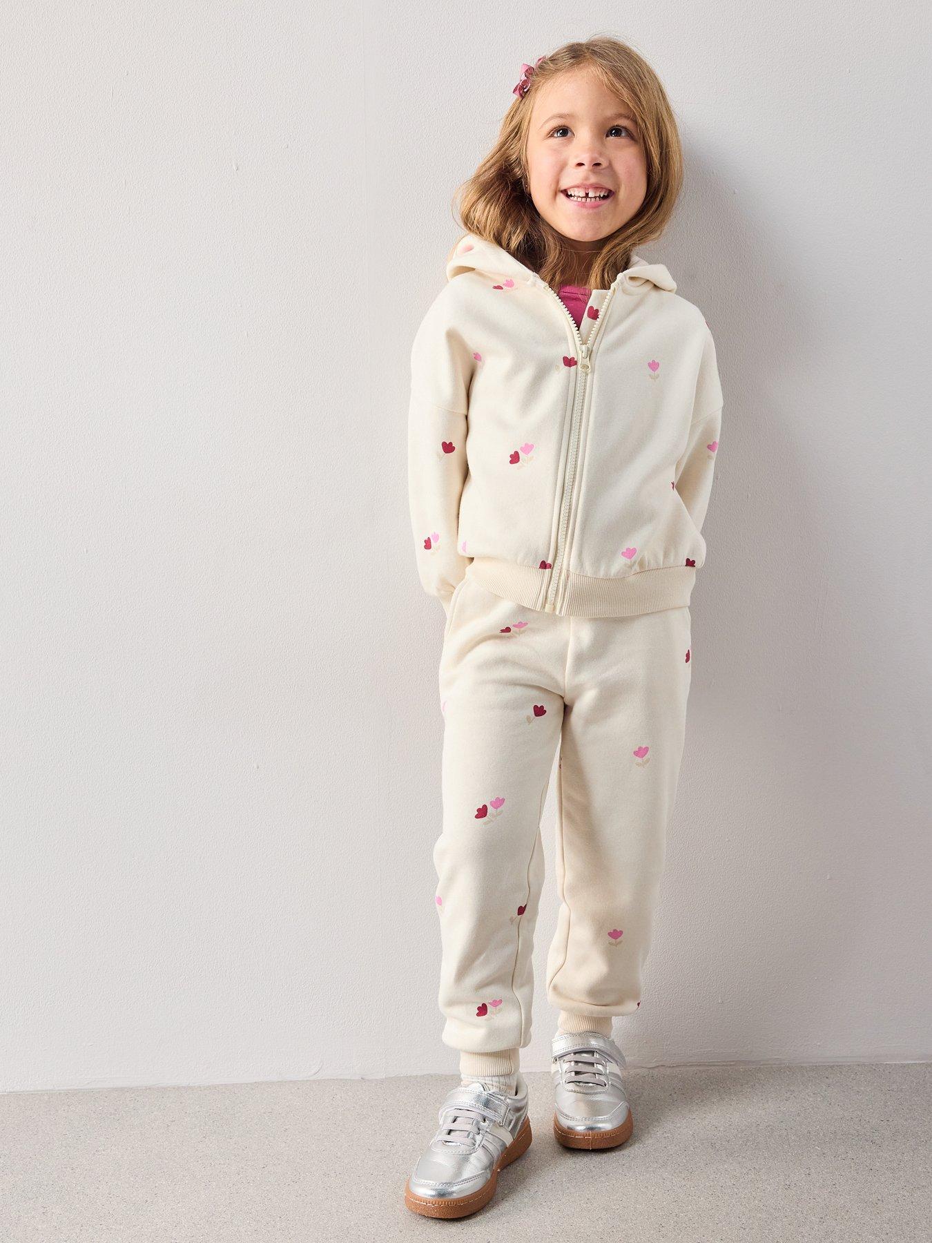 Image 3 of 5 of The Very Collection Girls Matching Set Single Jogger Print