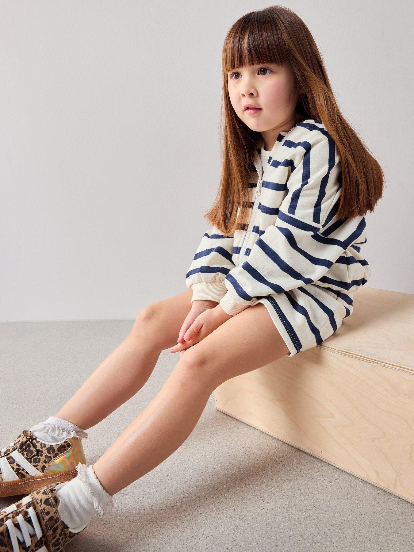 Image 3 of 6 of The Very Collection Girls Matching Set Stripe Sweat Short