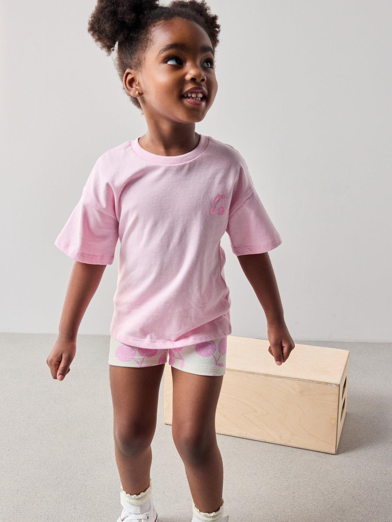 Image 5 of 6 of The Very Collection Girls Oversized Tee And Rib Cycling Short Set