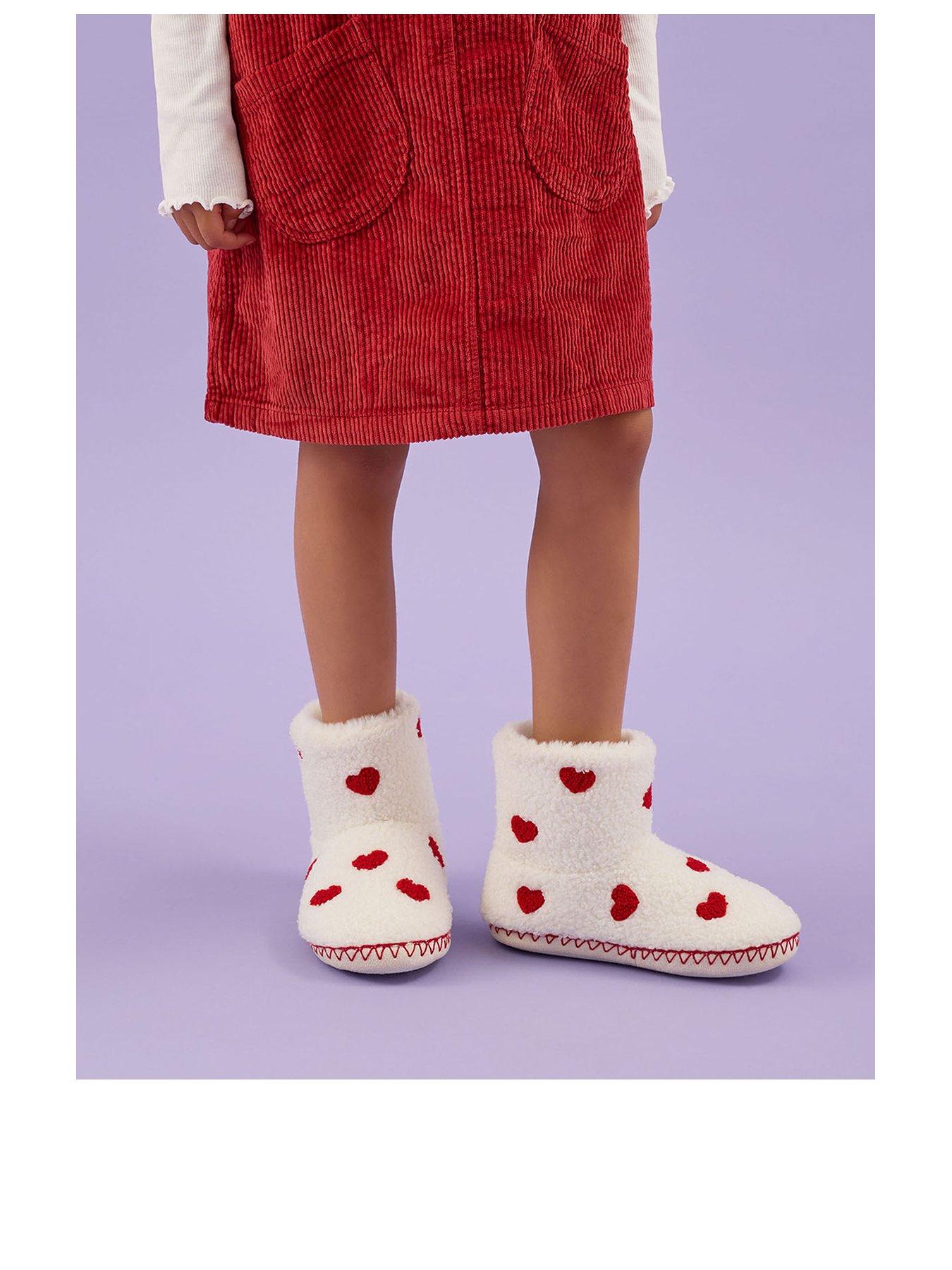 accessorize-girls-heart-slipper-boots-beigestillFront